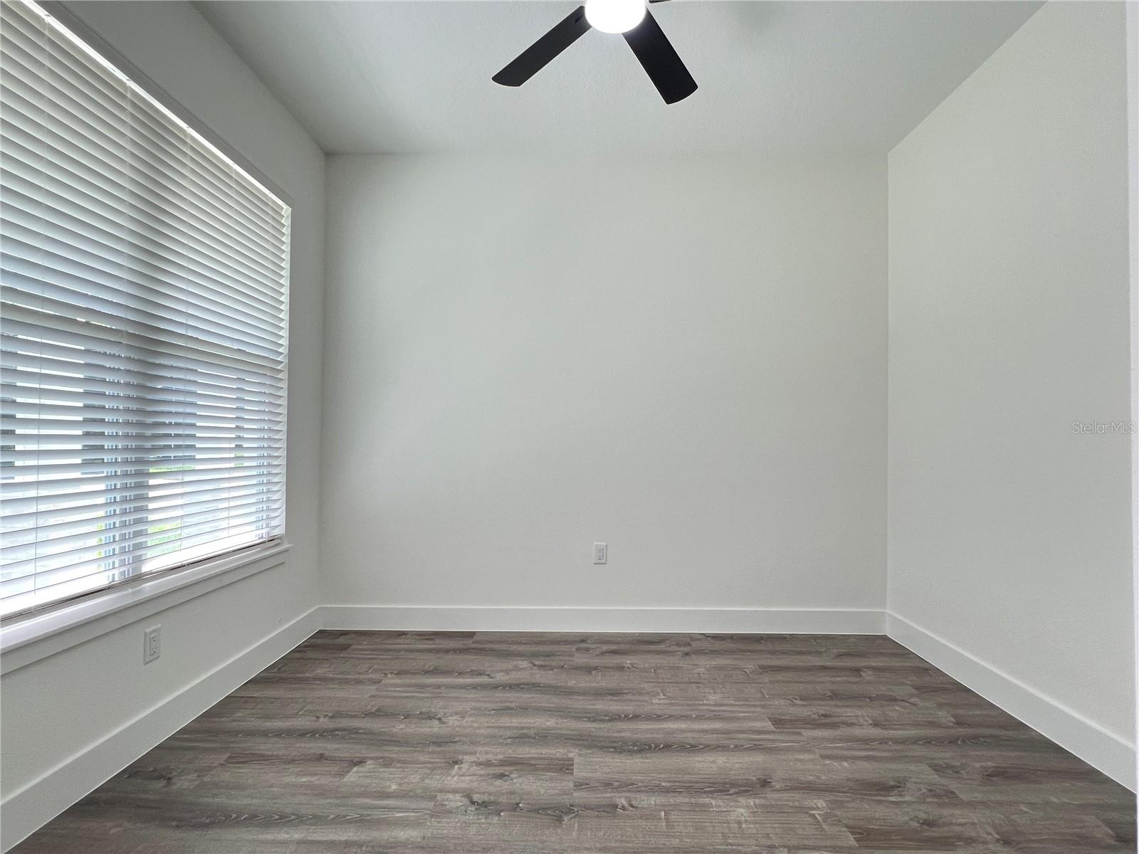 Image 8 of 46 For 140 Mitnik Drive