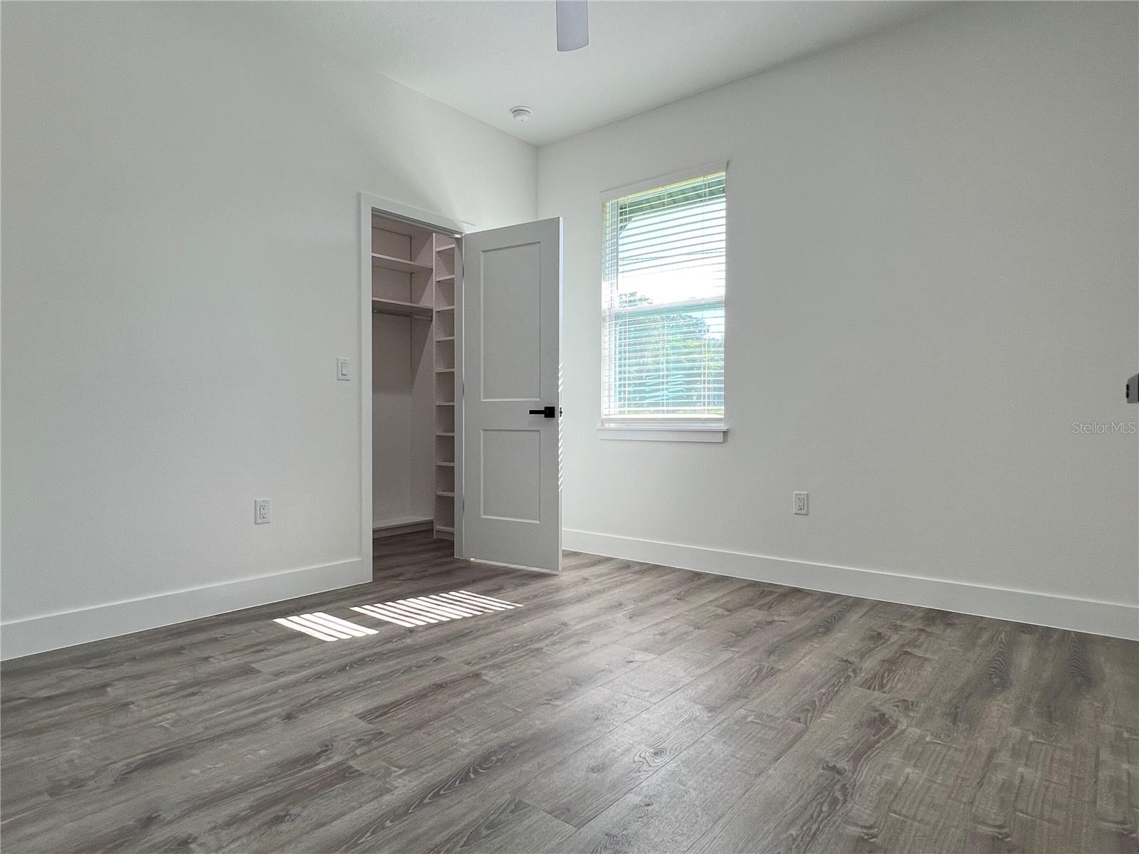 Image 9 of 46 For 140 Mitnik Drive