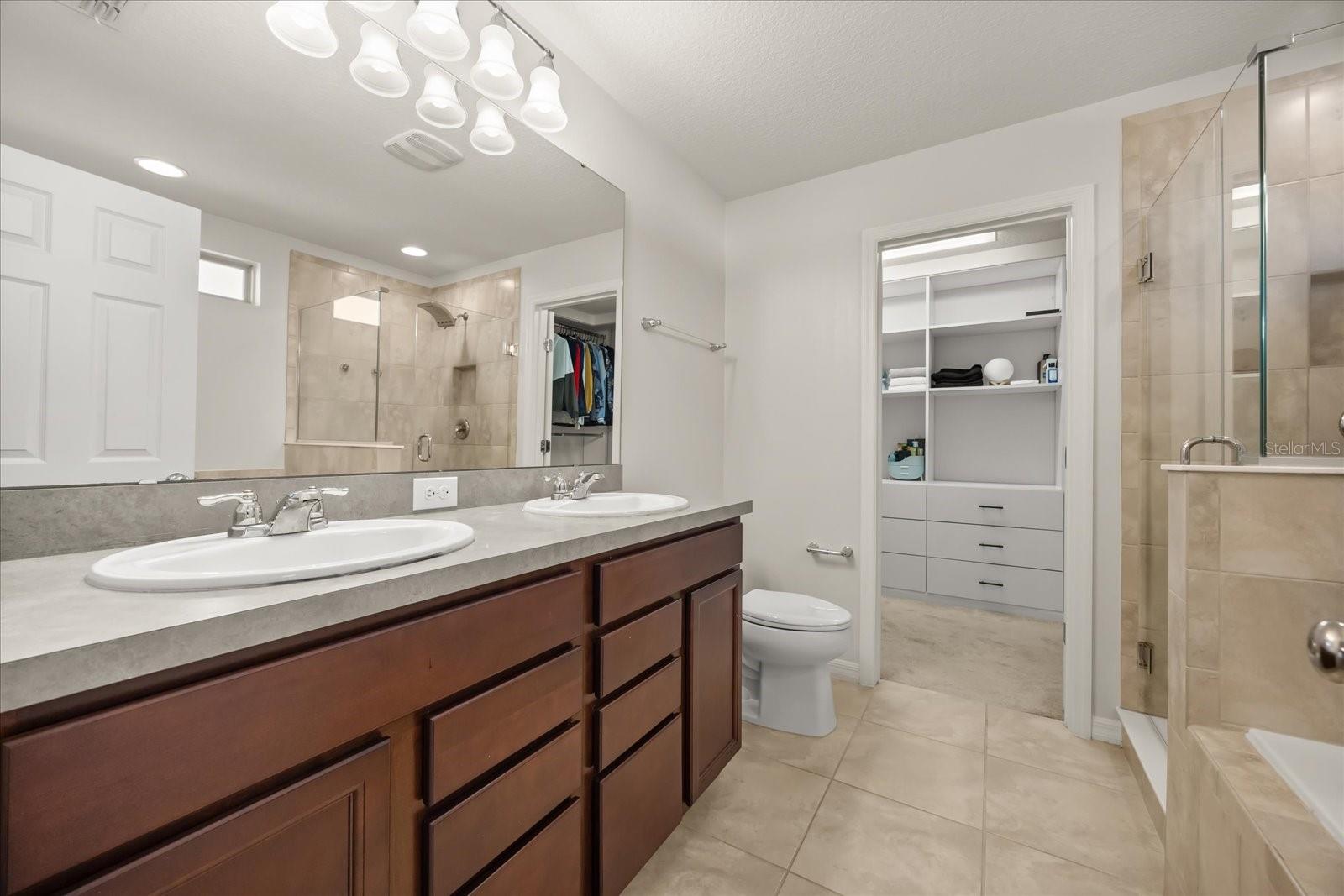 Image 23 of 42 For 2716 Vista Verde Lane
