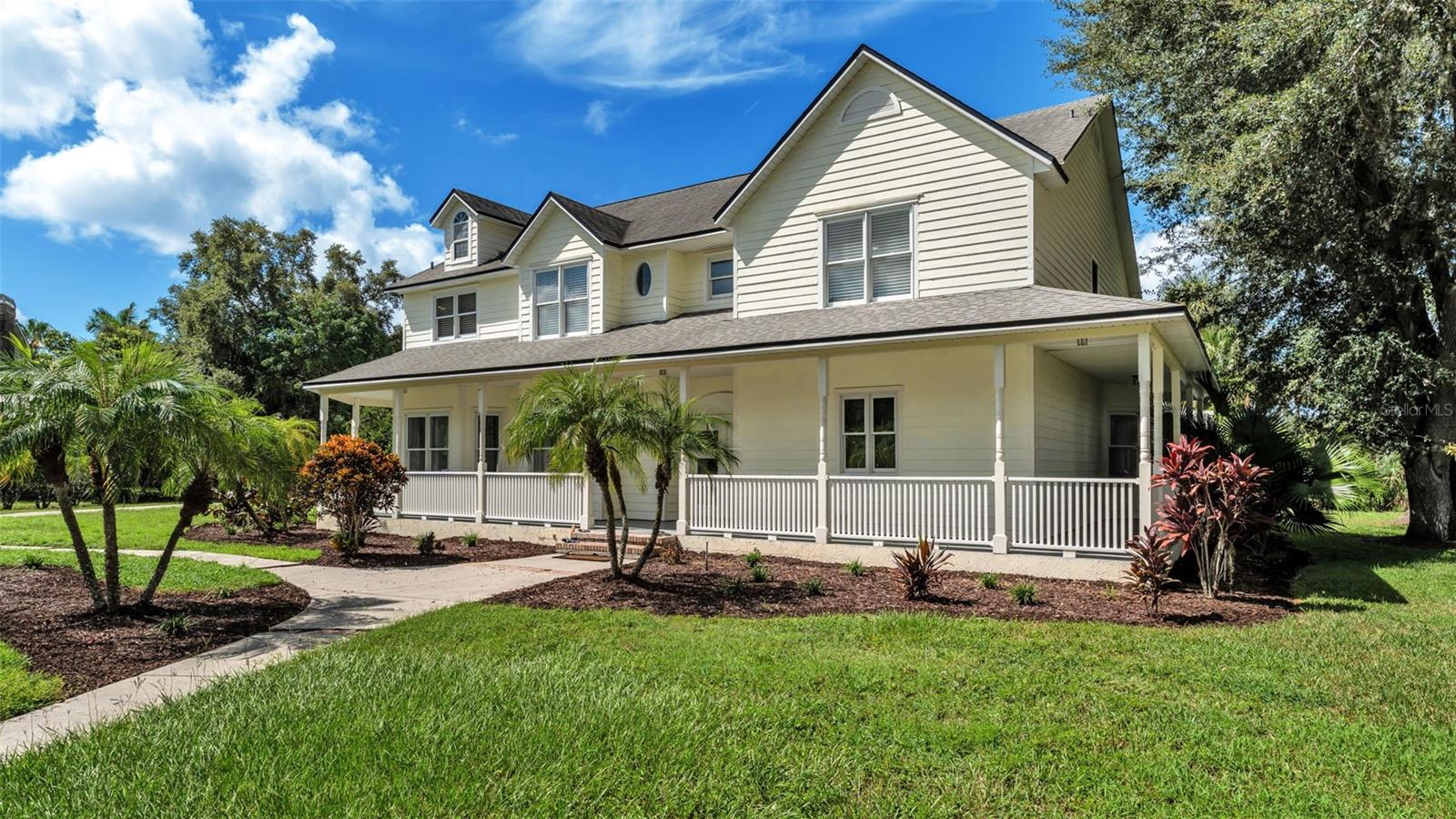 Image 2 of 76 For 1632 Regal Cove Court