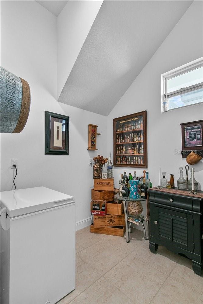 Image 31 of 52 For 14129 Corrigan Avenue