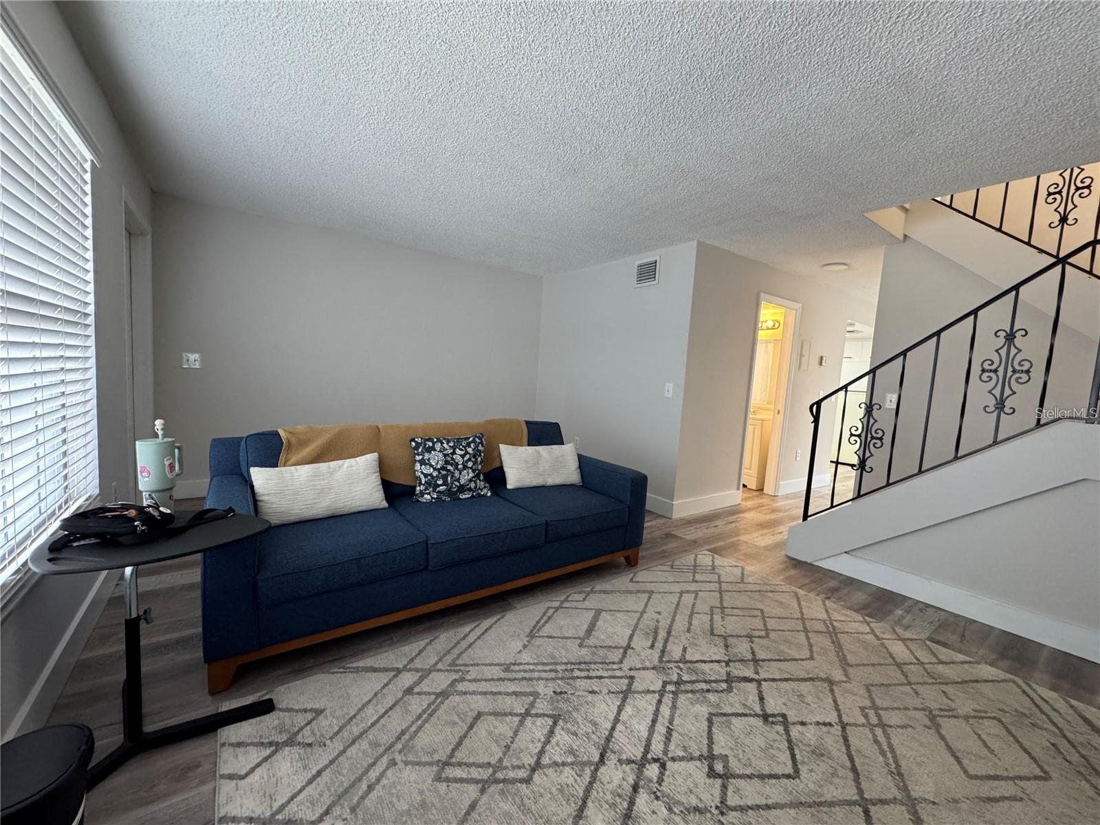 Image 2 of 7 For 6062 Village Circle Ge