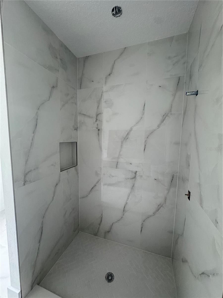 Image 19 of 43 For 823 Magnolia Avenue