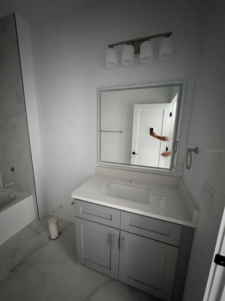 Image 34 of 43 For 823 Magnolia Avenue