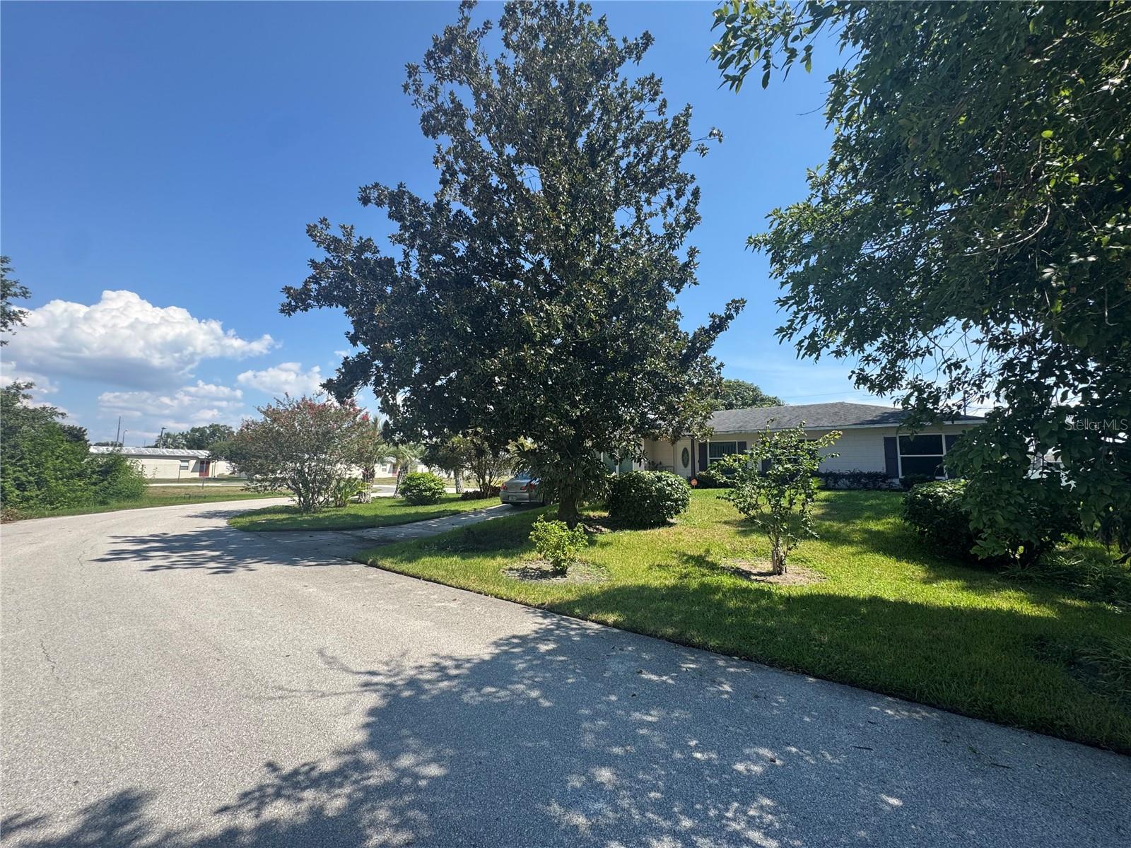 Image 41 of 43 For 823 Magnolia Avenue