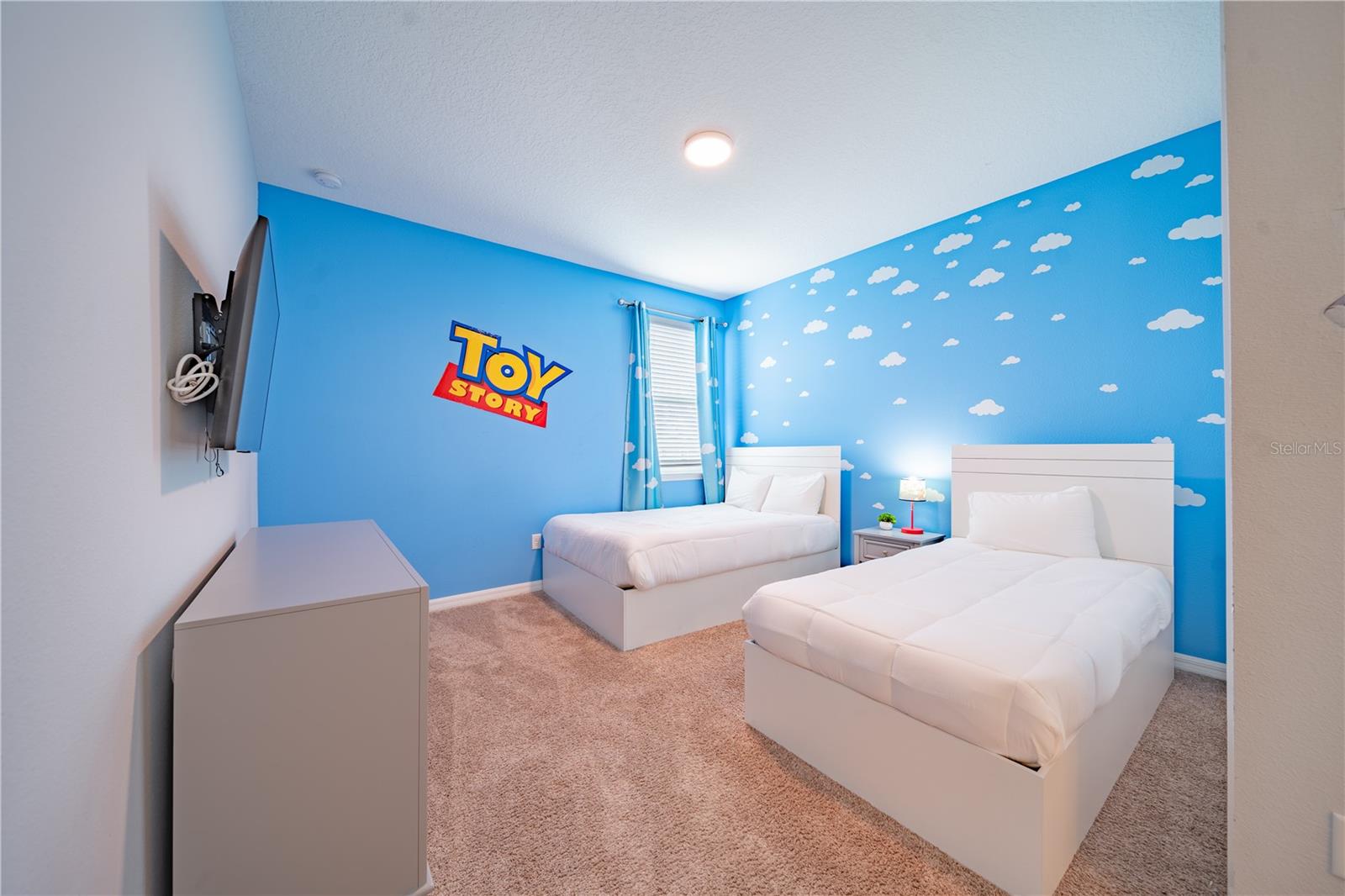 Image 31 of 57 For 1737 Caribbean View Terrace