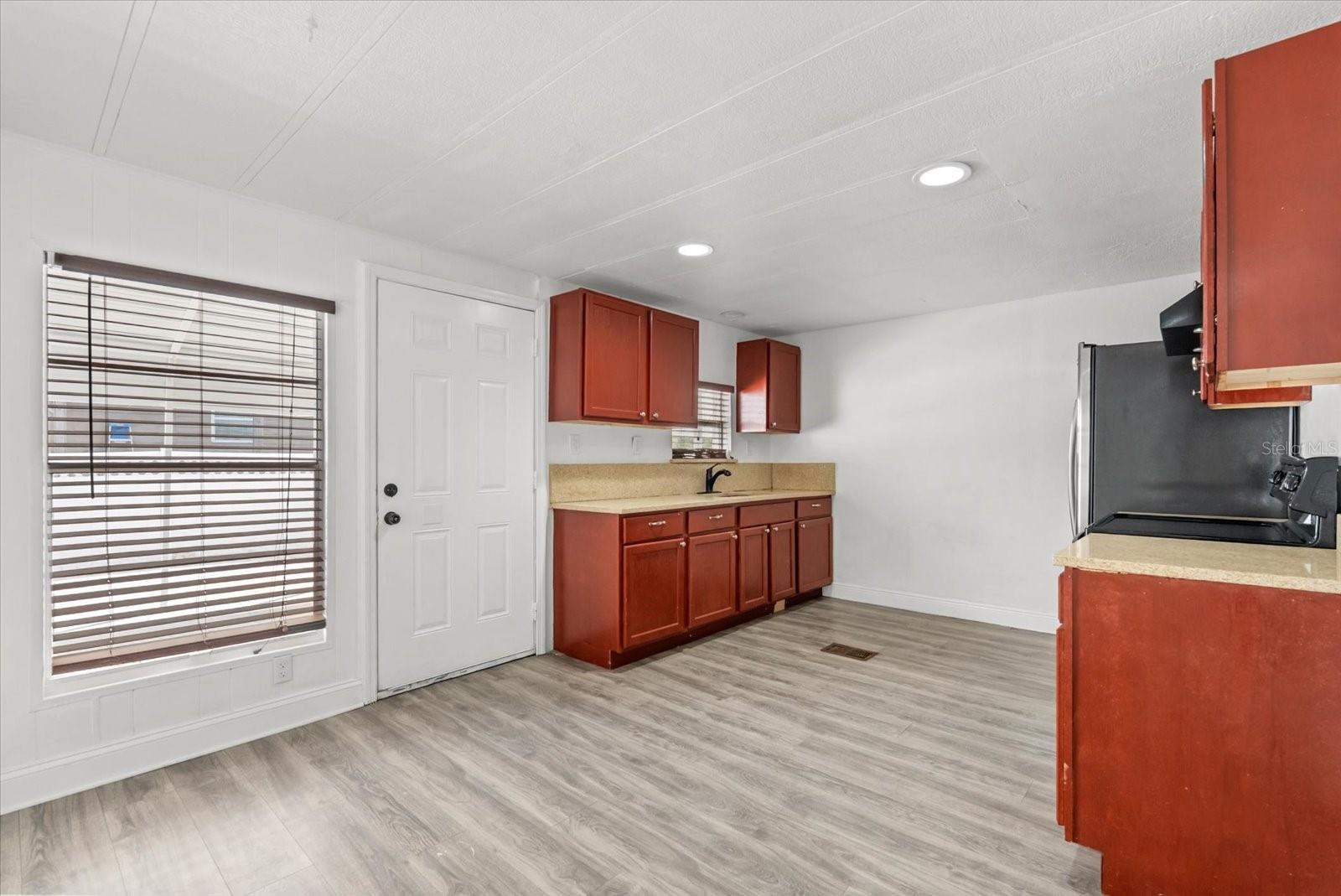 Image 10 of 32 For 2829 Texas Avenue