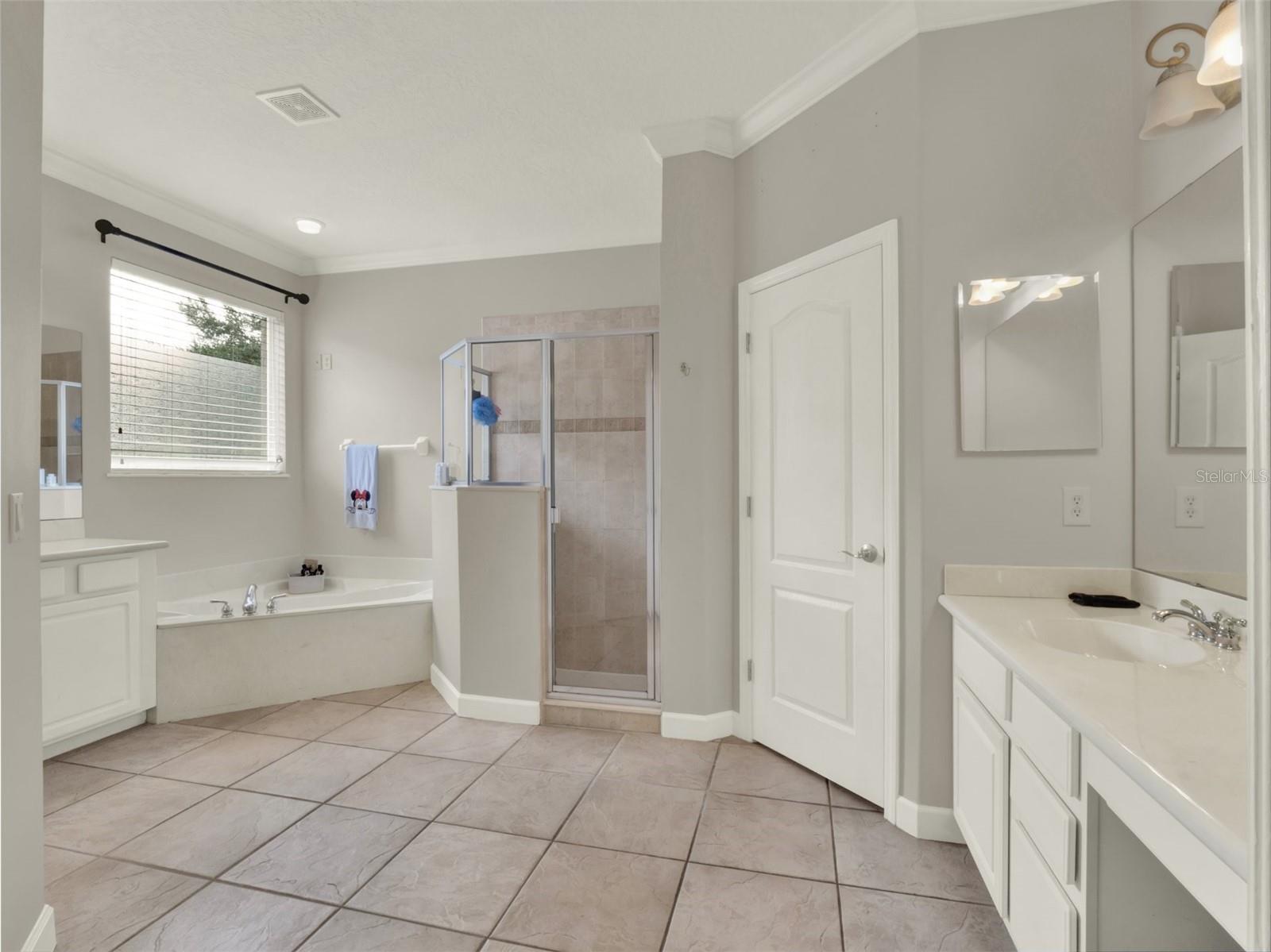 Image 20 of 48 For 1924 Katie Hill Way