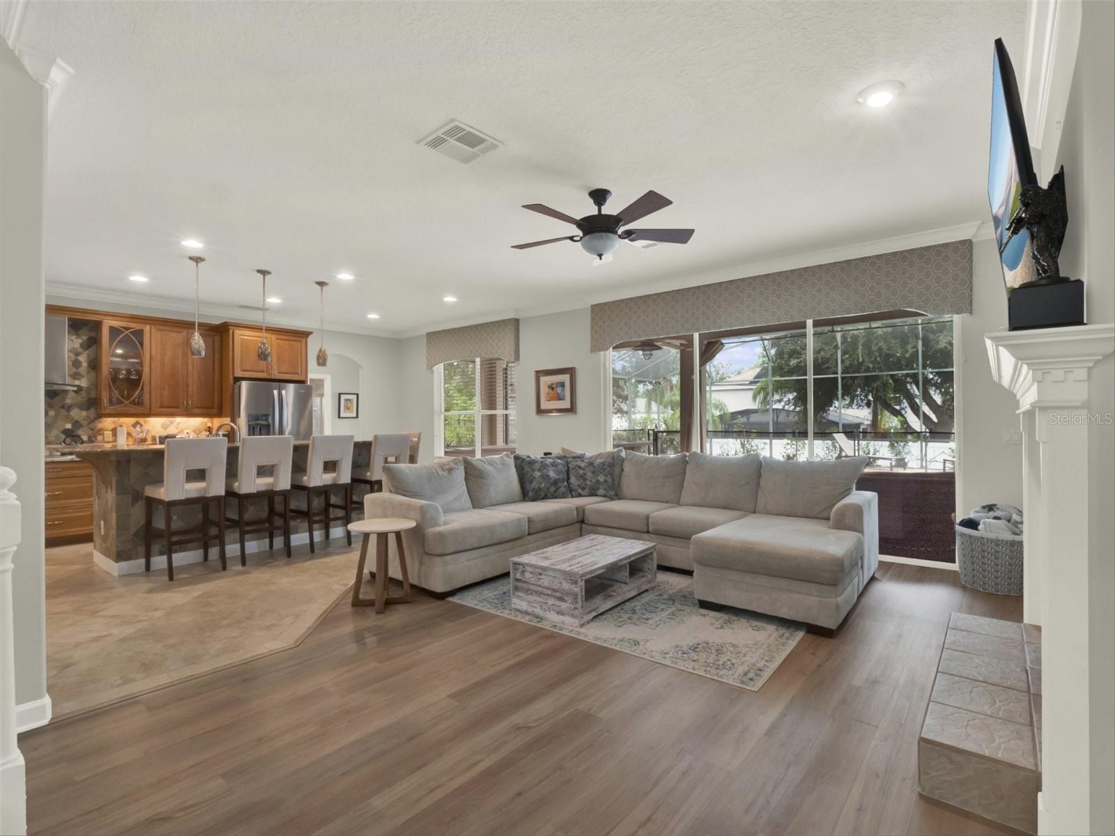 Image 7 of 48 For 1924 Katie Hill Way