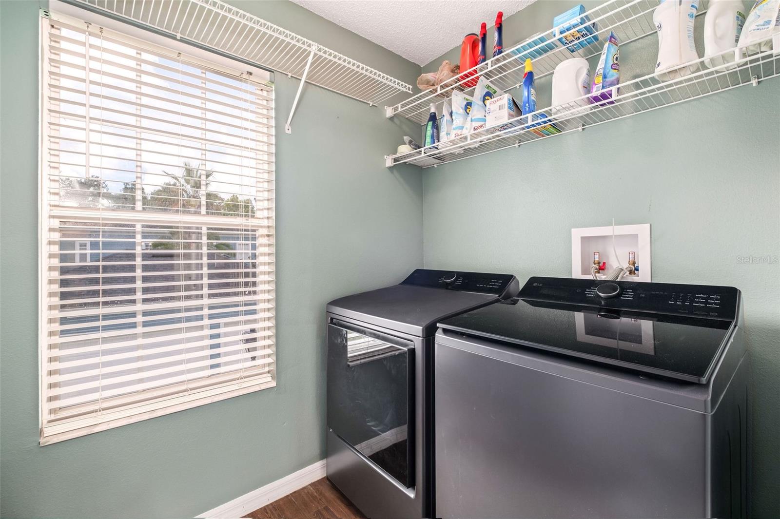 Image 21 of 37 For 1122 White Moss Lane