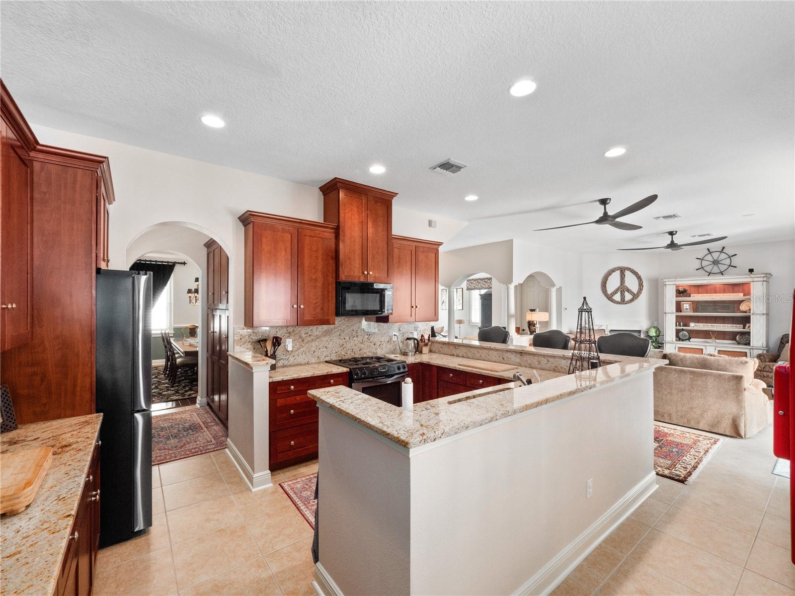 Image 12 of 47 For 1208 Radiant Street