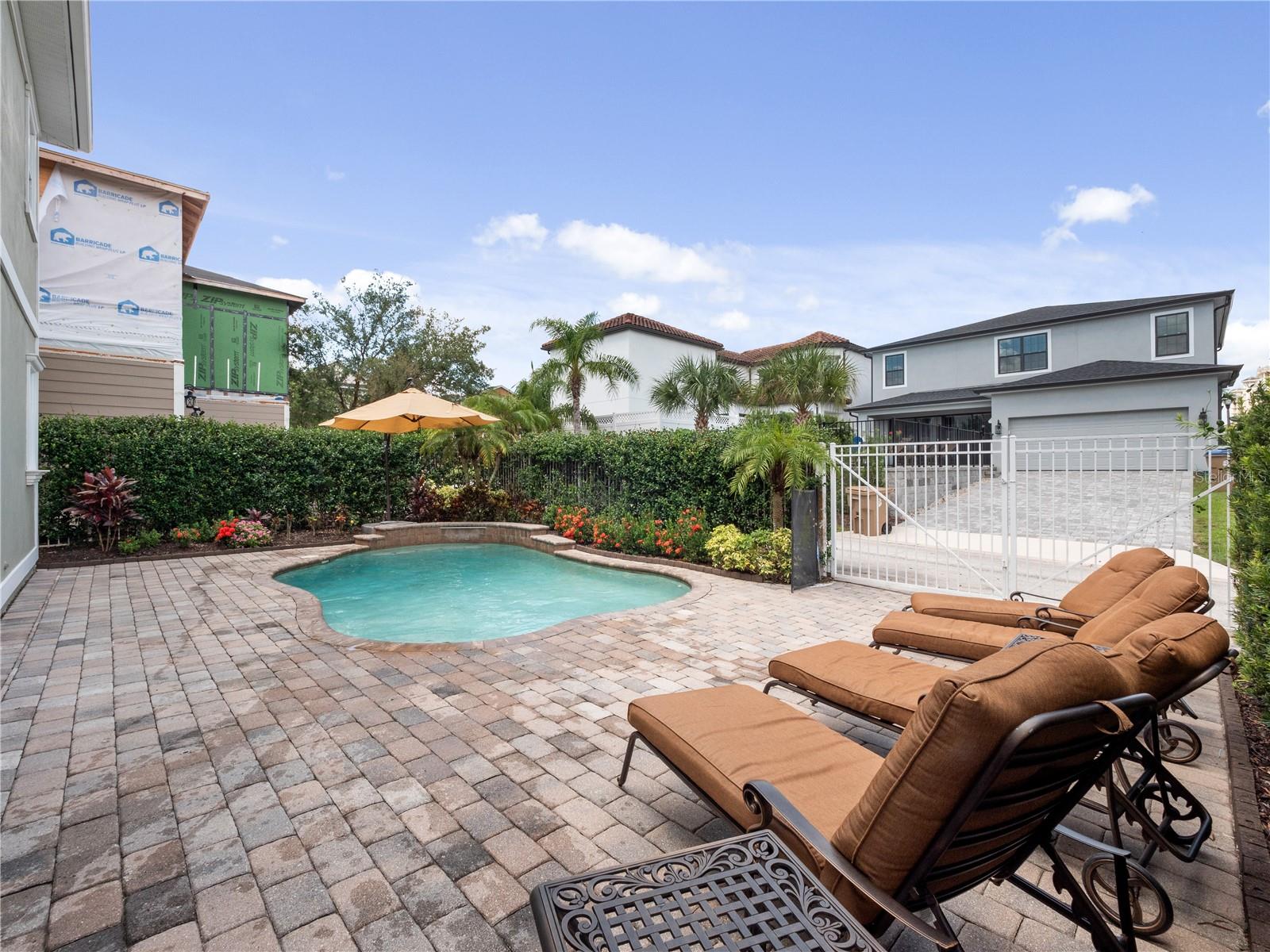 Image 22 of 47 For 1208 Radiant Street