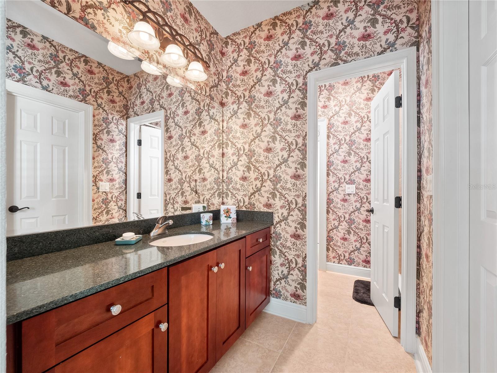 Image 35 of 47 For 1208 Radiant Street