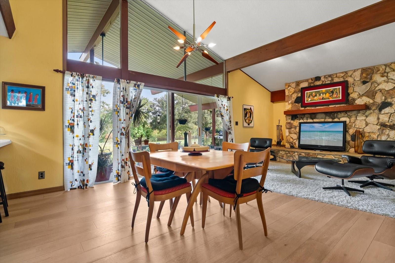 Image 12 of 43 For 9565 Silver Lake Drive