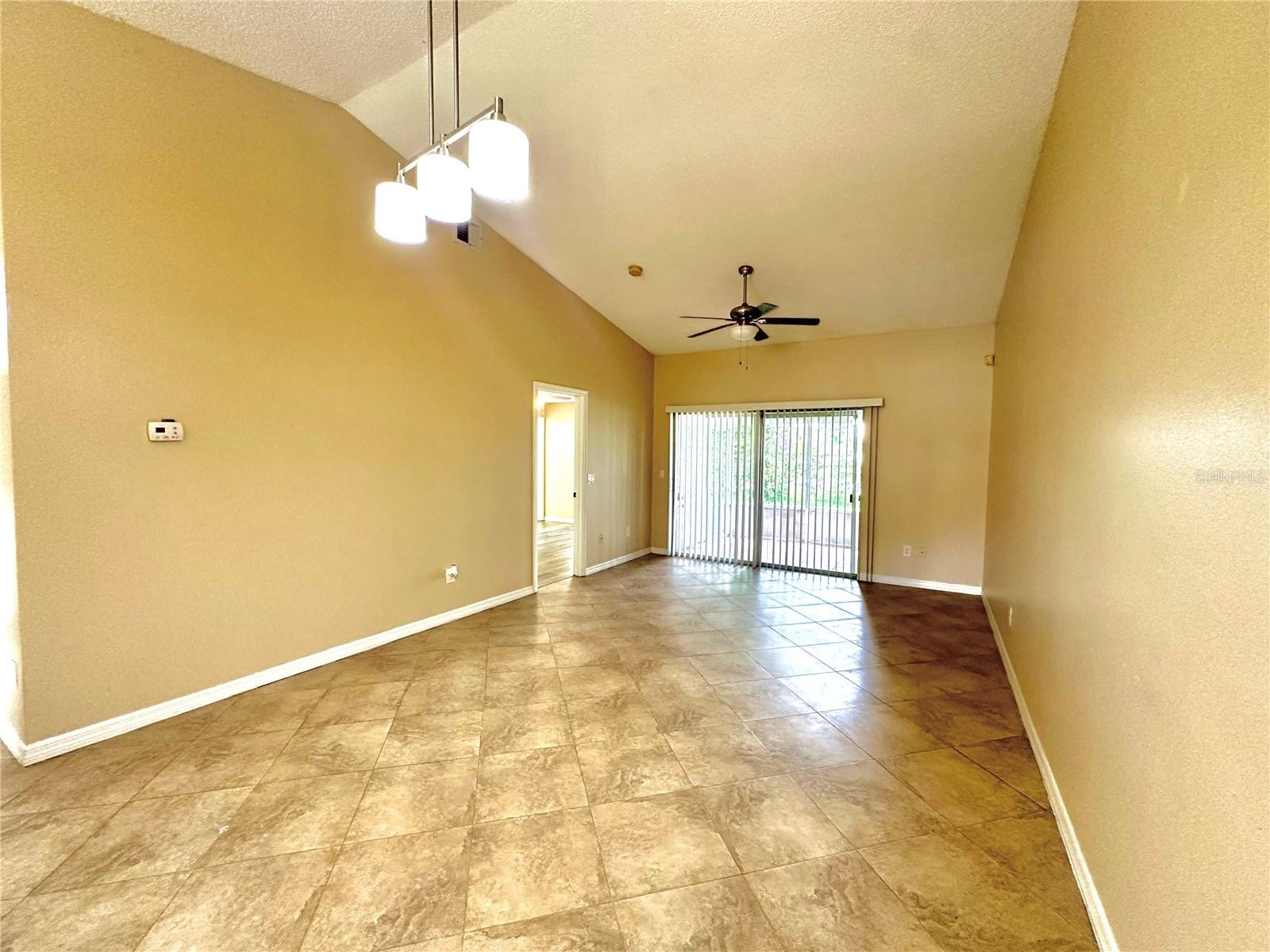 Image 4 of 24 For 14376 Island Cove Drive
