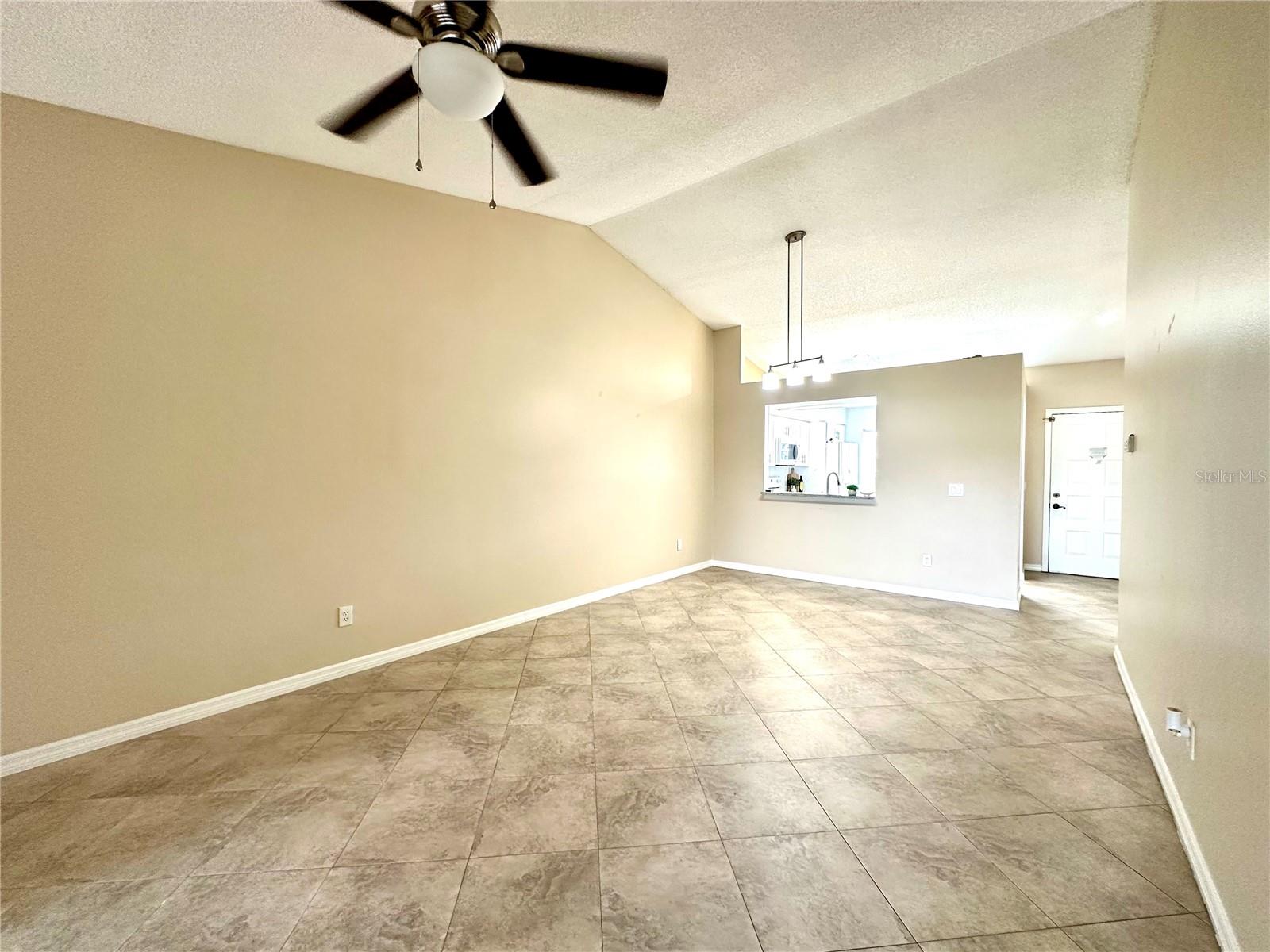 Image 5 of 24 For 14376 Island Cove Drive