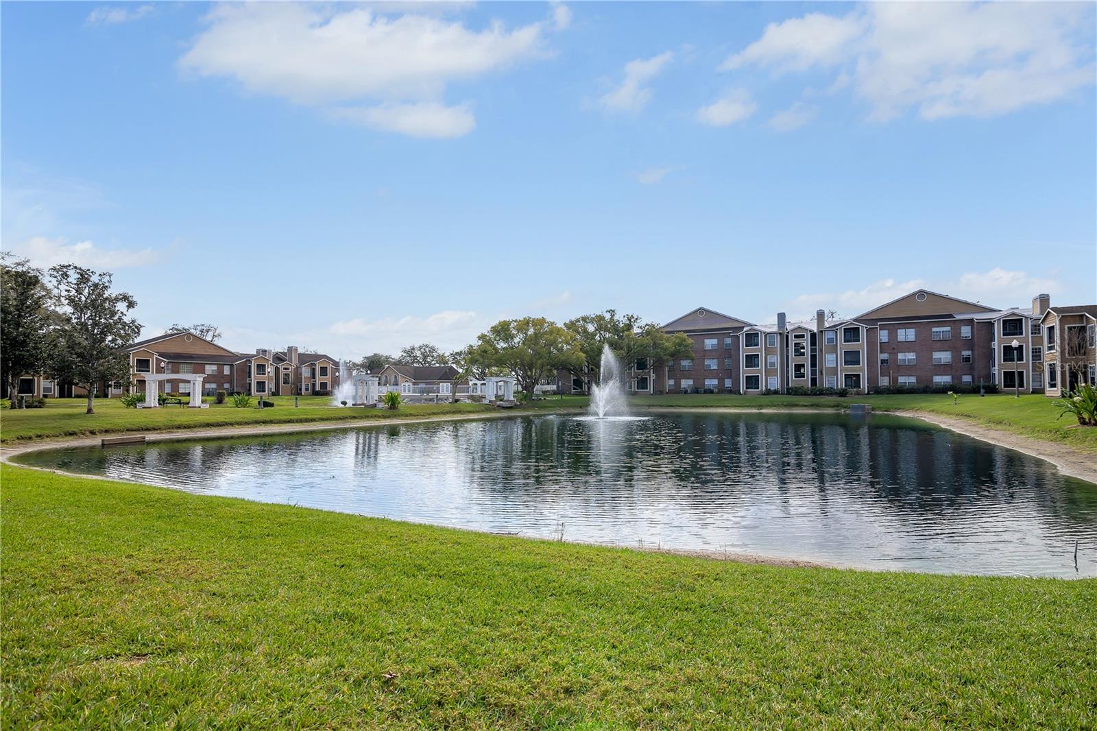 Image 15 of 23 For 5530 Chrishire Way D204