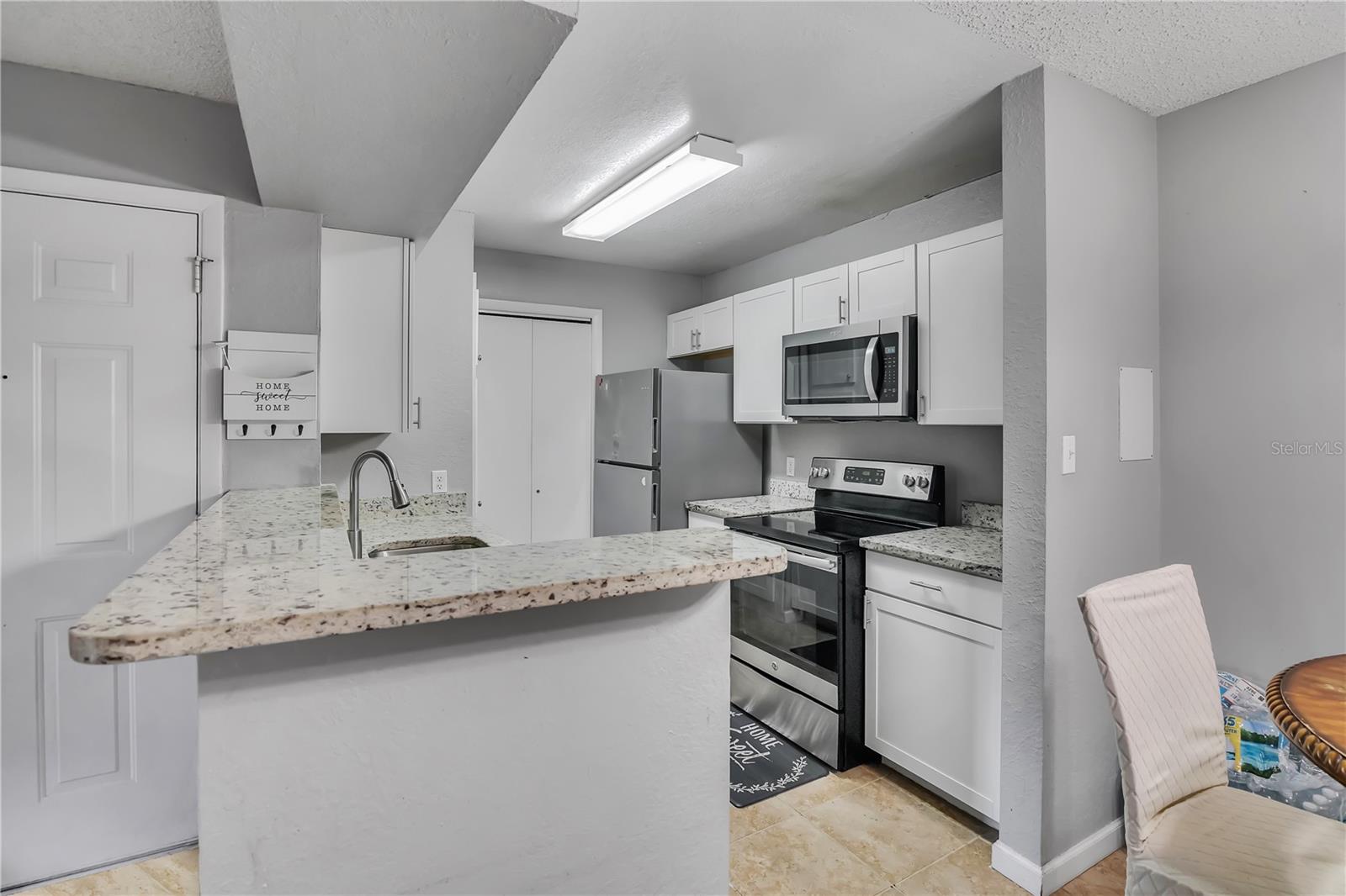 Image 4 of 23 For 5530 Chrishire Way D204