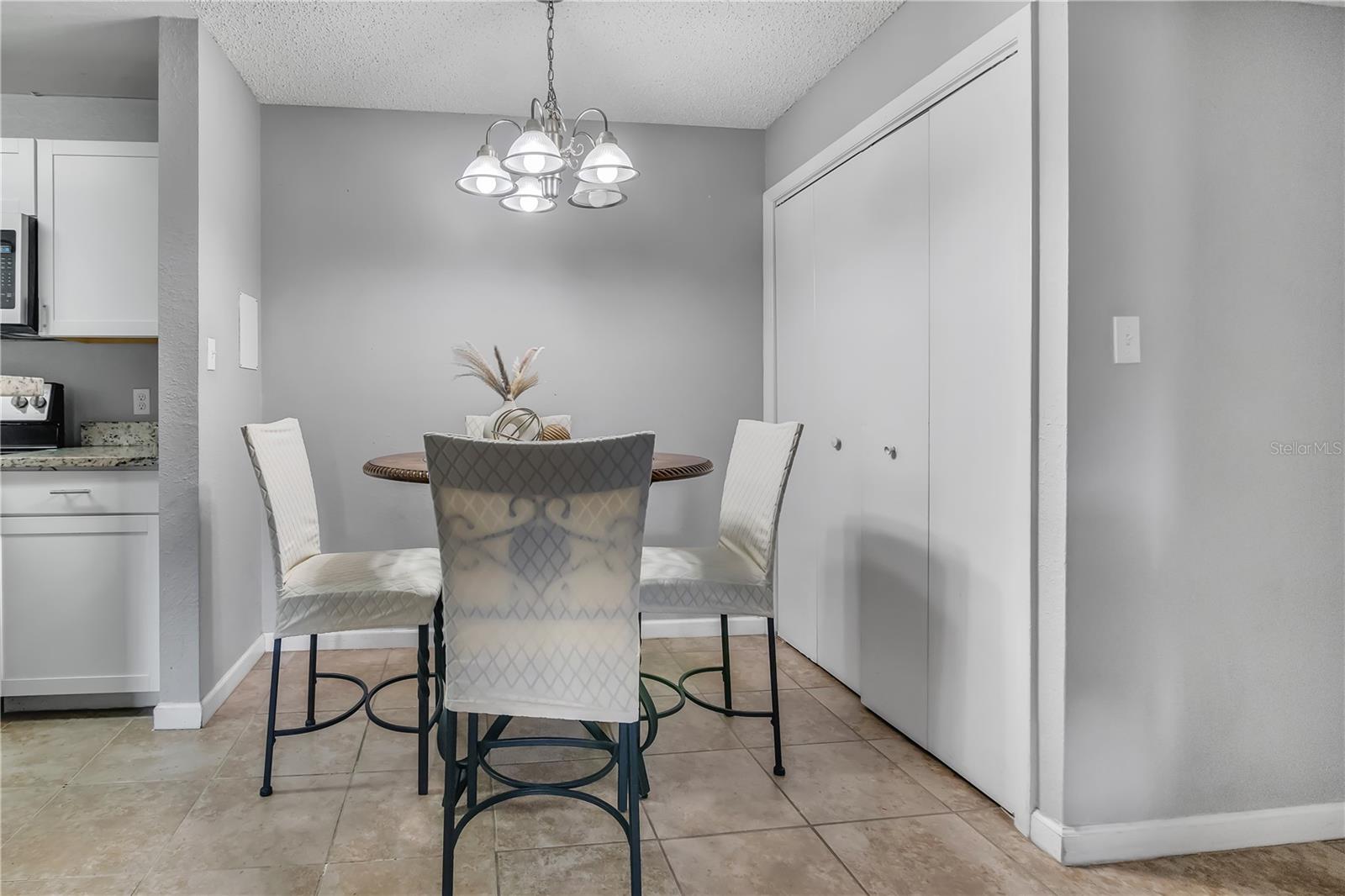 Image 7 of 23 For 5530 Chrishire Way D204