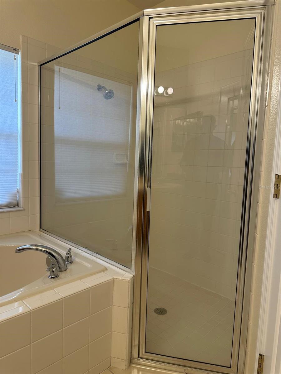 Image 11 of 47 For 4002 Bougainvillea Place