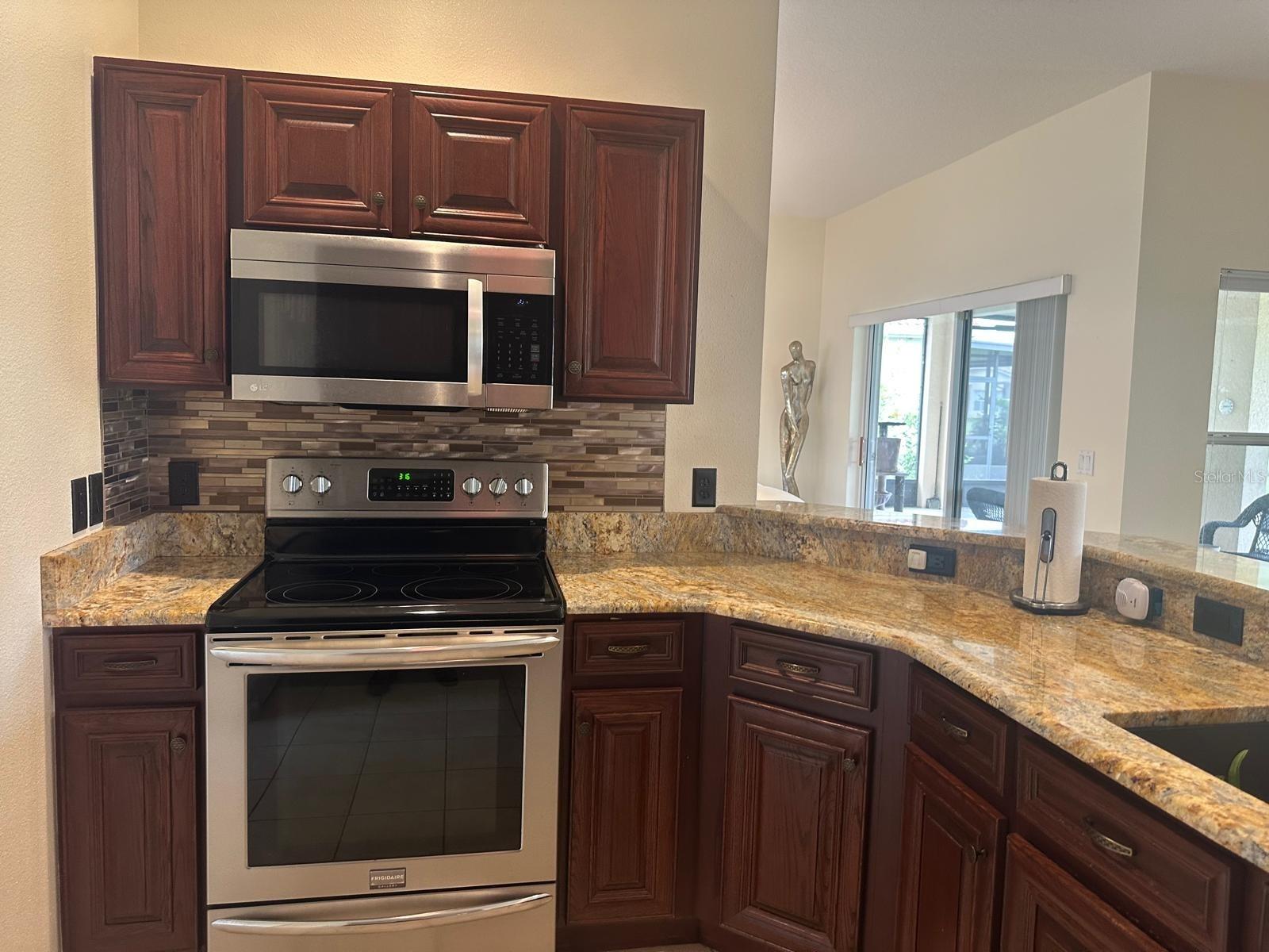 Image 14 of 47 For 4002 Bougainvillea Place