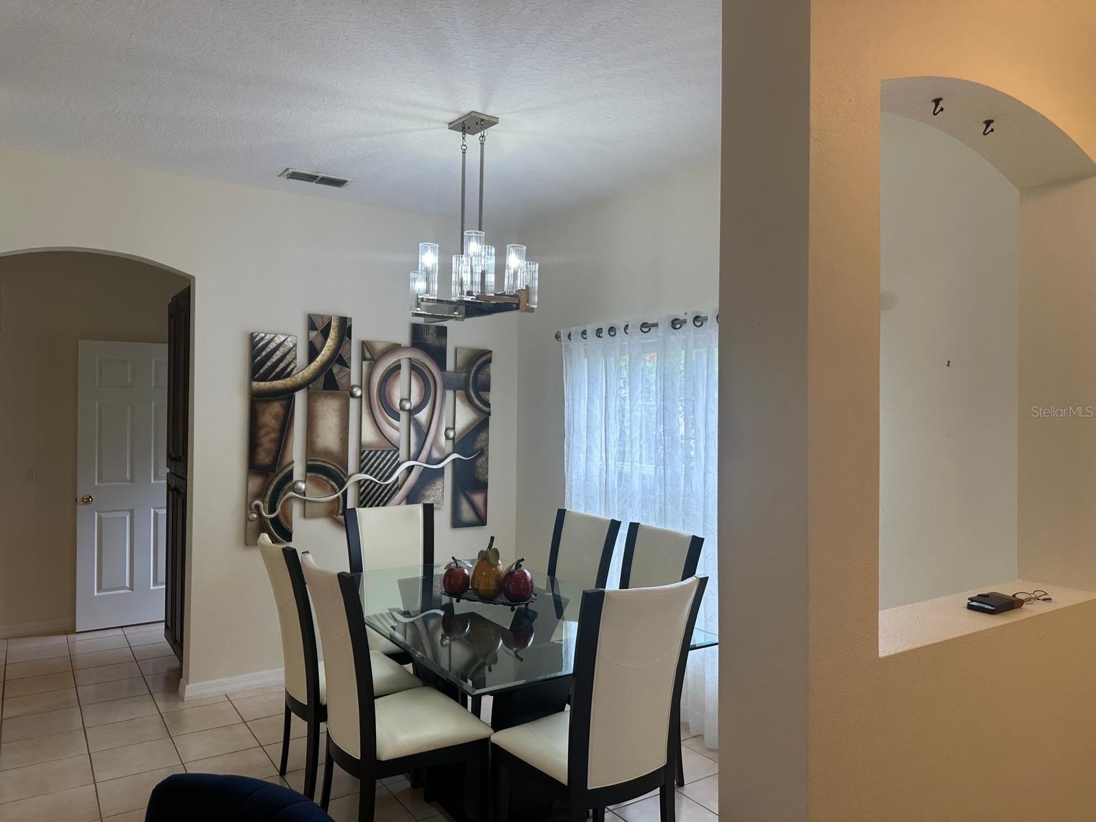 Image 21 of 47 For 4002 Bougainvillea Place