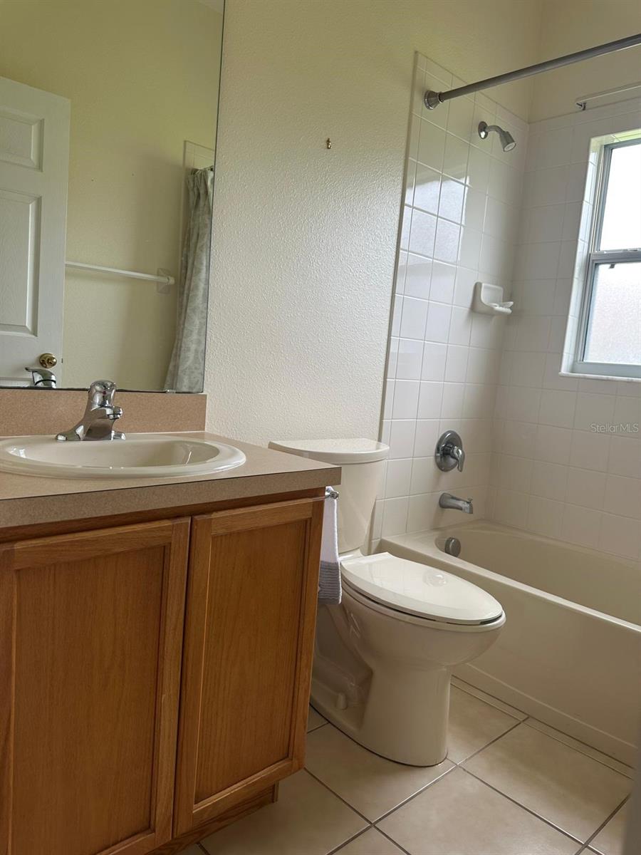 Image 32 of 47 For 4002 Bougainvillea Place