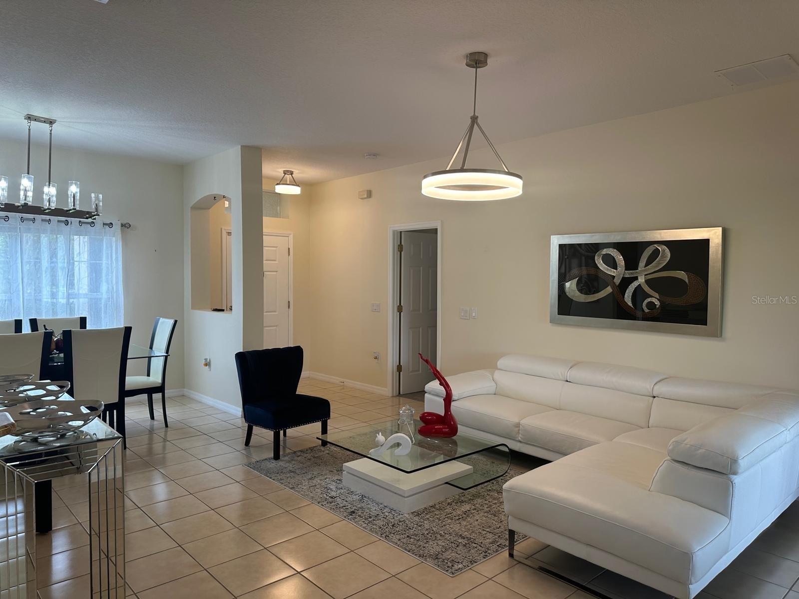 Image 7 of 47 For 4002 Bougainvillea Place