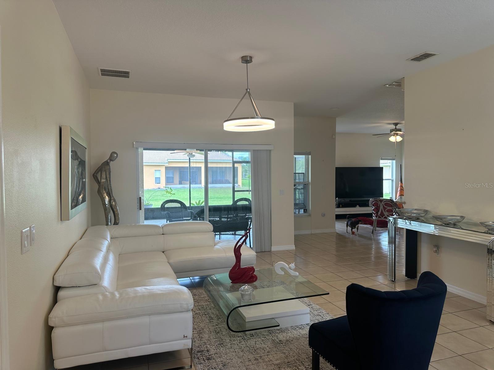 Image 8 of 47 For 4002 Bougainvillea Place