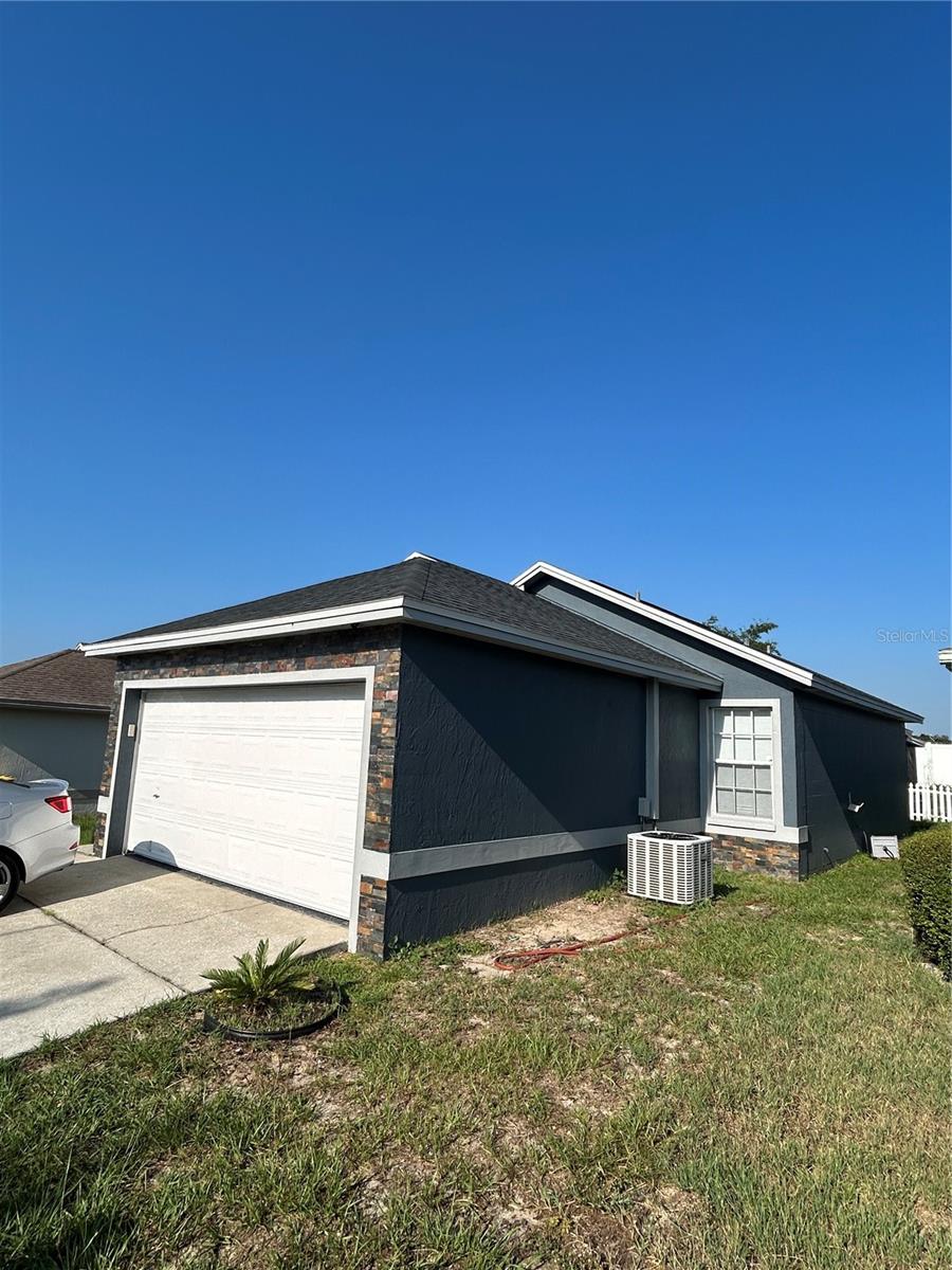 Image 2 of 12 For 622 Crystals Blvd