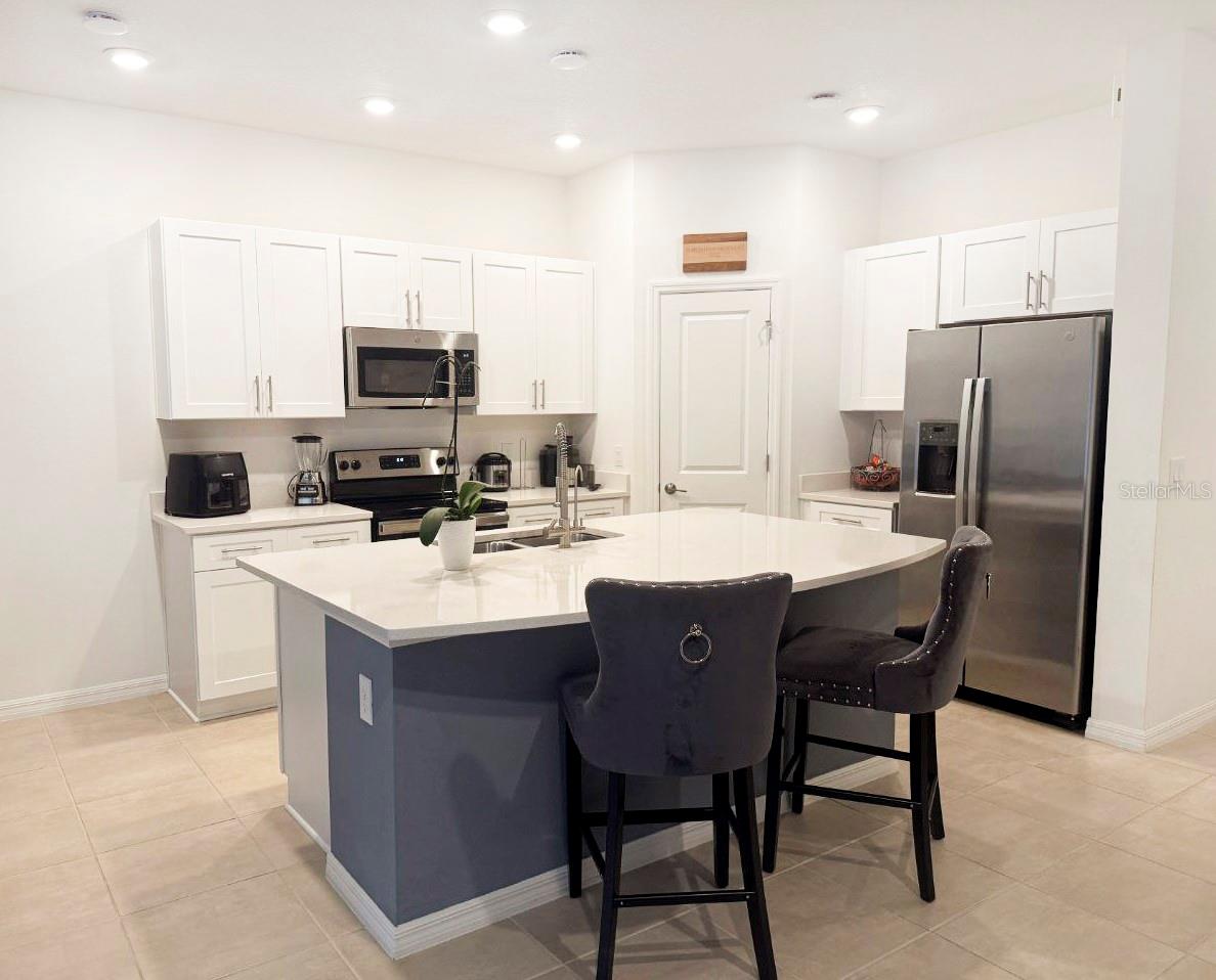 Image 8 of 20 For 3594 Davenport Creek Court