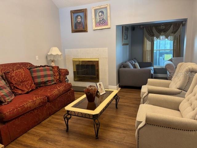 Image 5 of 15 For 2457 Ravendale Court