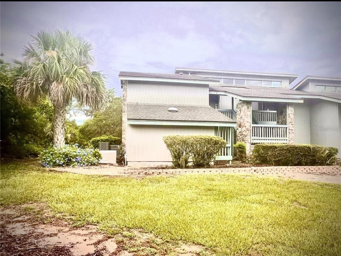 Image 2 of 13 For 806 Pinewood Court 3135-6
