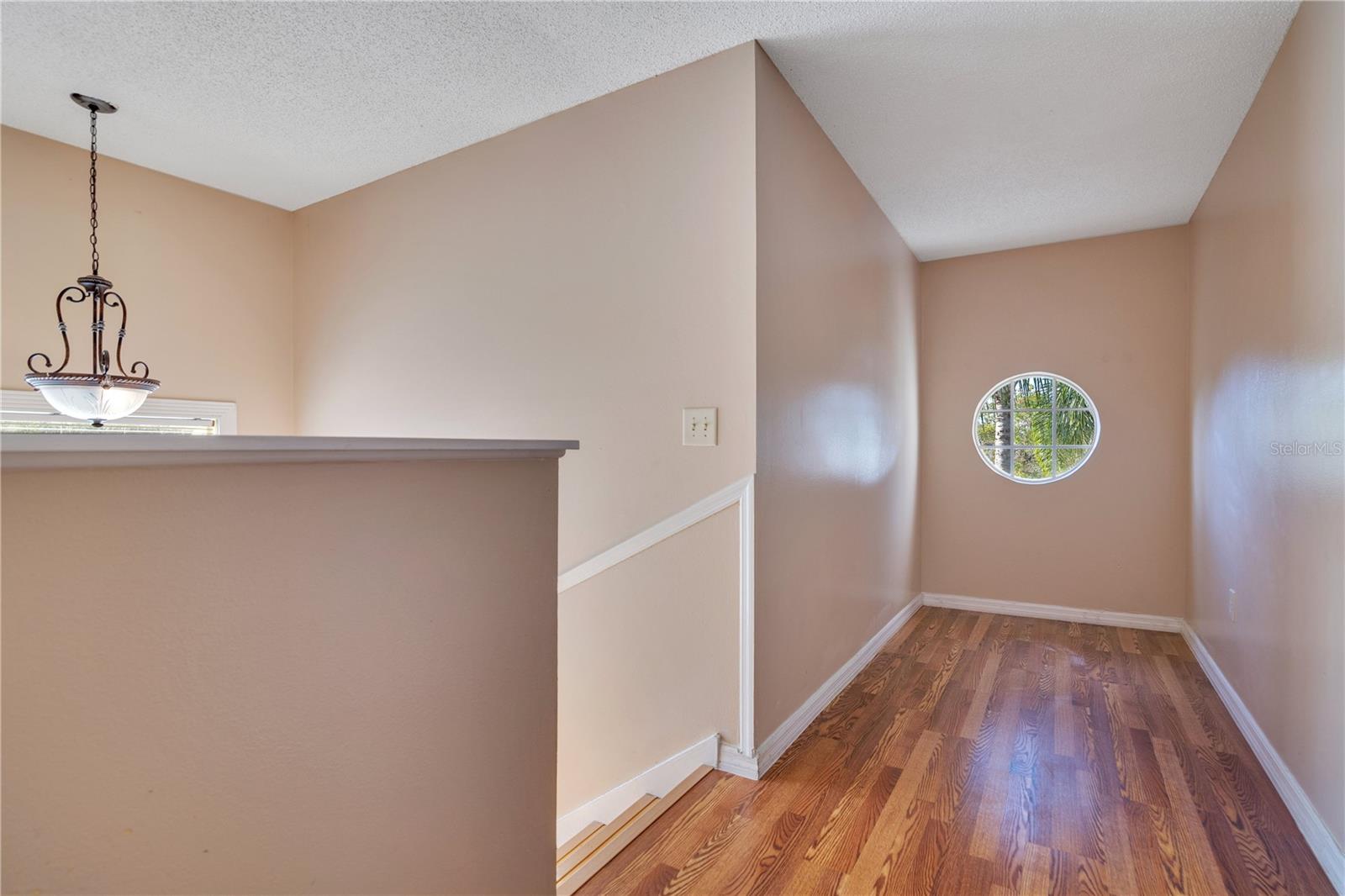 Image 13 of 37 For 11985 Blackheath Circle