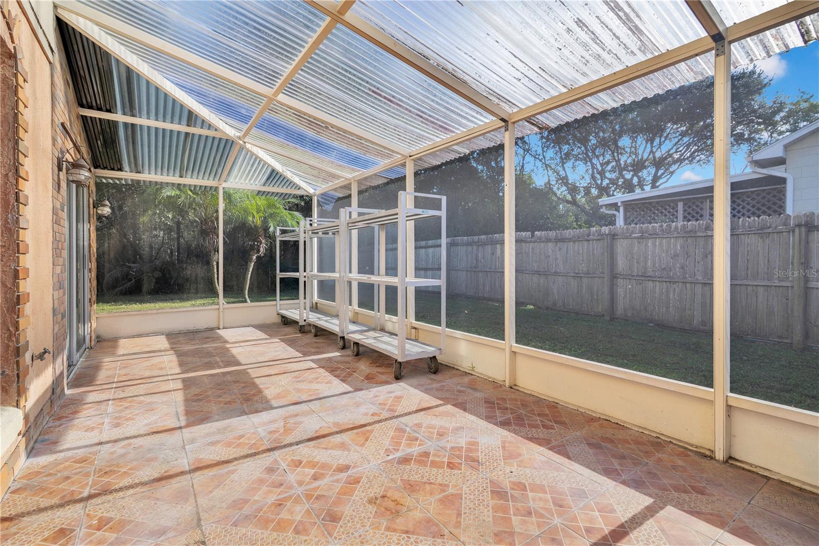 Image 24 of 37 For 11985 Blackheath Circle