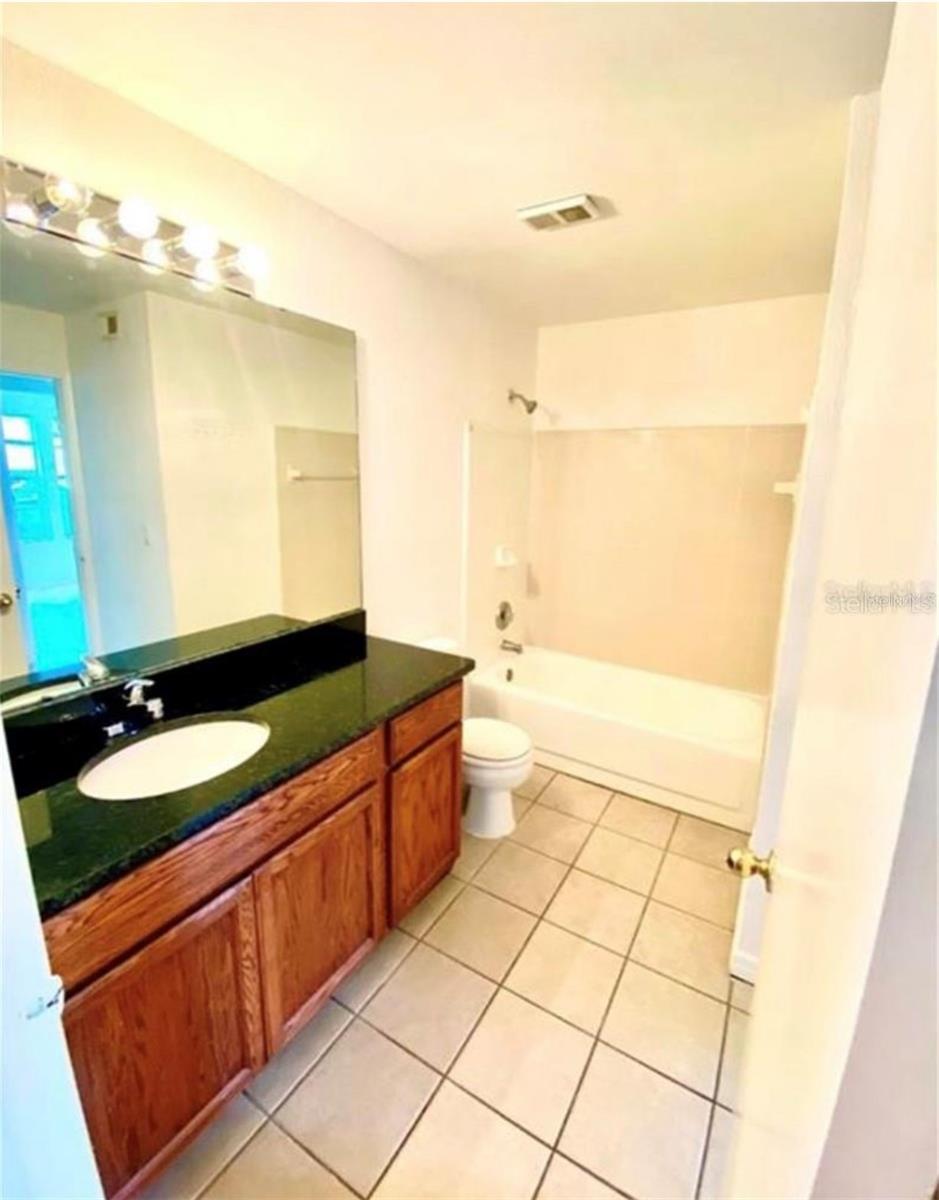 Image 9 of 11 For 6076 Westgate Drive 104