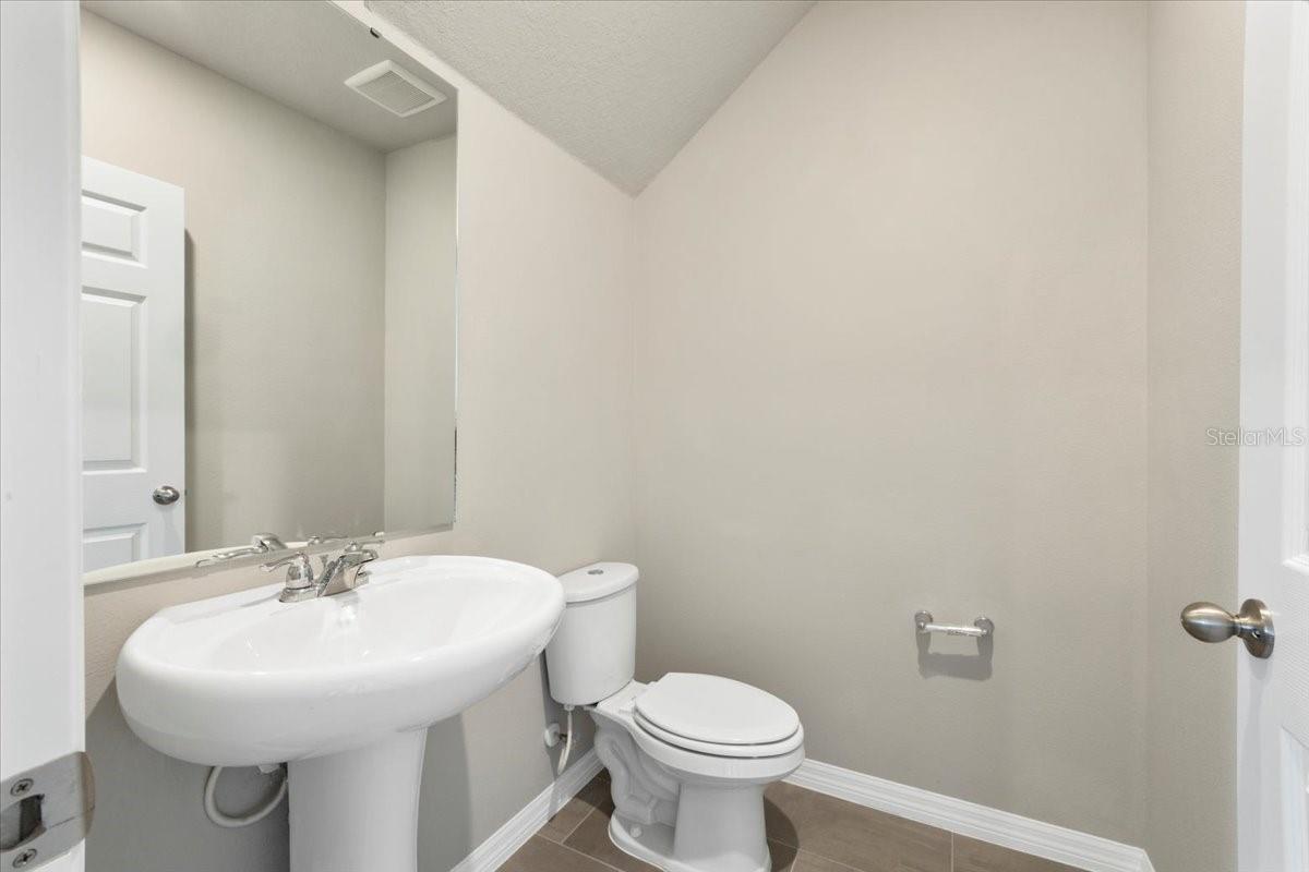 Image 28 of 35 For 726 Legacy Drive