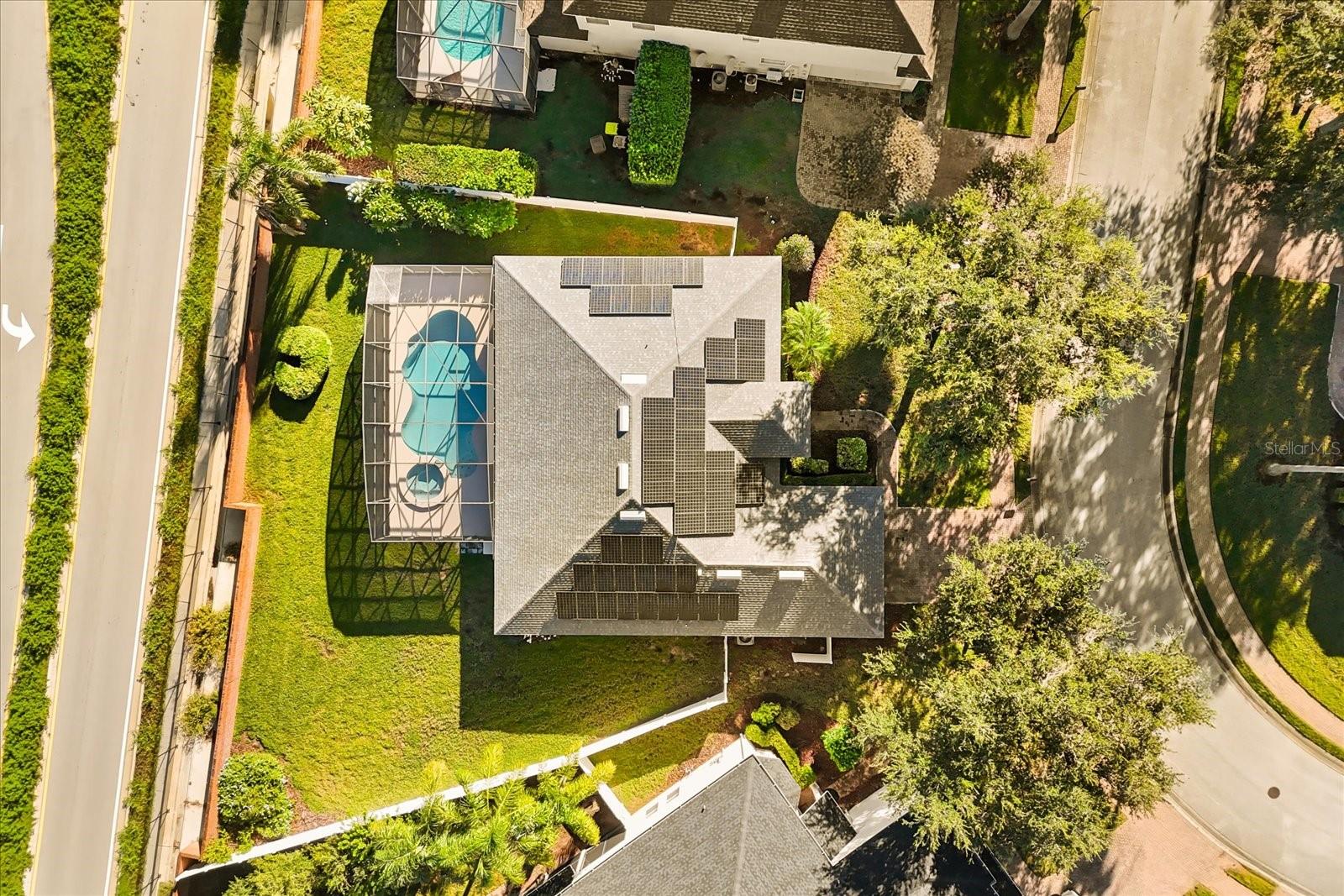 Image 18 of 38 For 124 Burford Circle