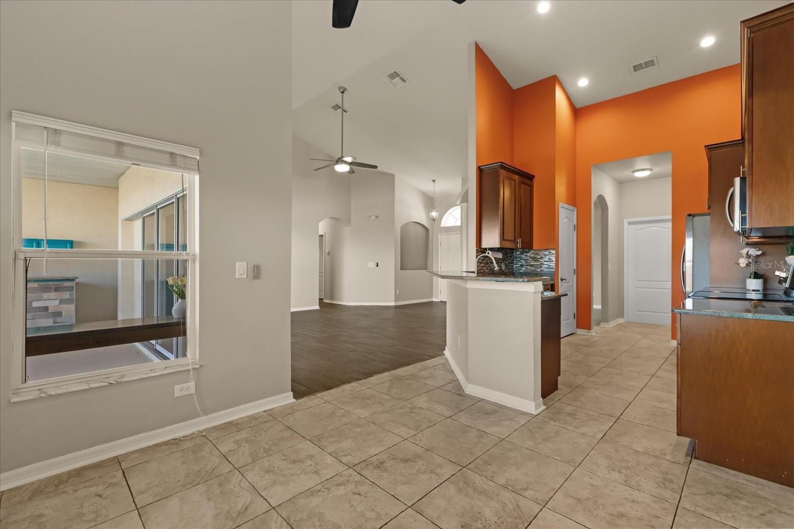 Image 9 of 38 For 124 Burford Circle
