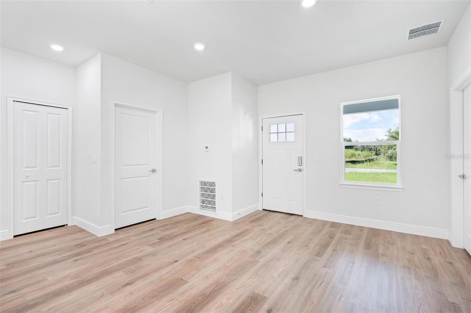 Image 16 of 47 For 4401 Sw 168 Lane