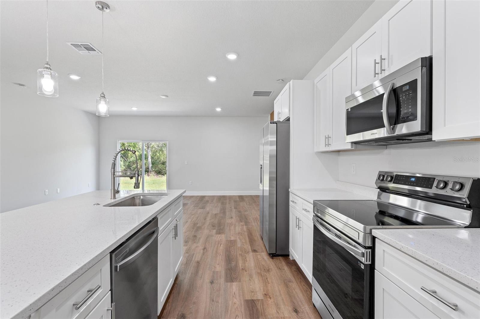 Image 19 of 47 For 4401 Sw 168 Lane