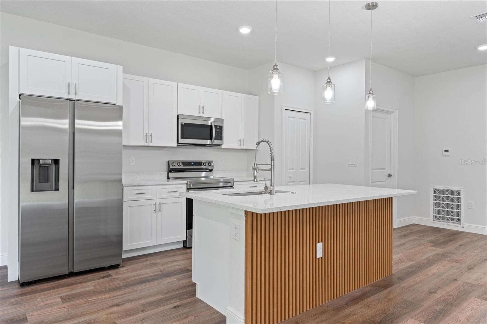 Image 21 of 47 For 4401 Sw 168 Lane
