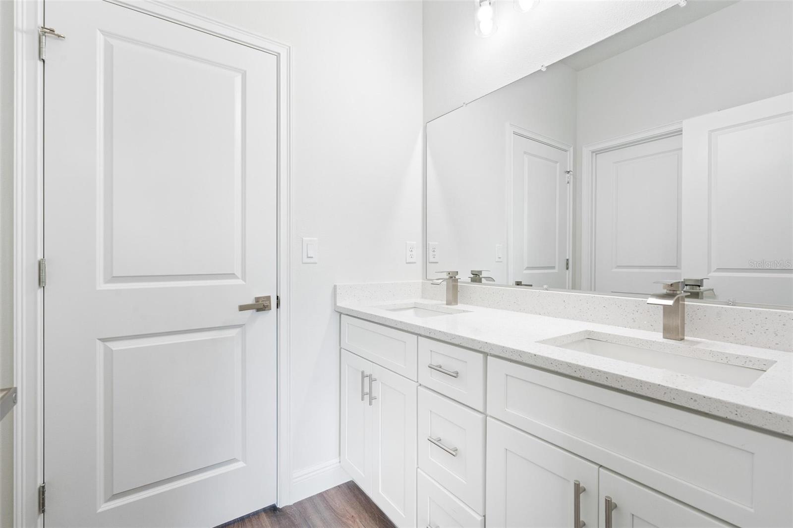 Image 31 of 47 For 4401 Sw 168 Lane