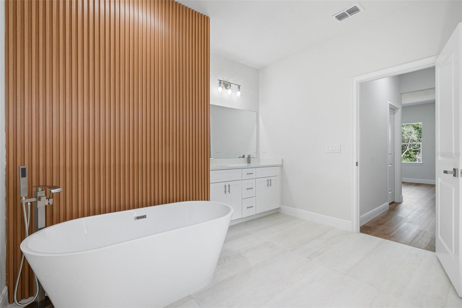Image 34 of 47 For 4401 Sw 168 Lane