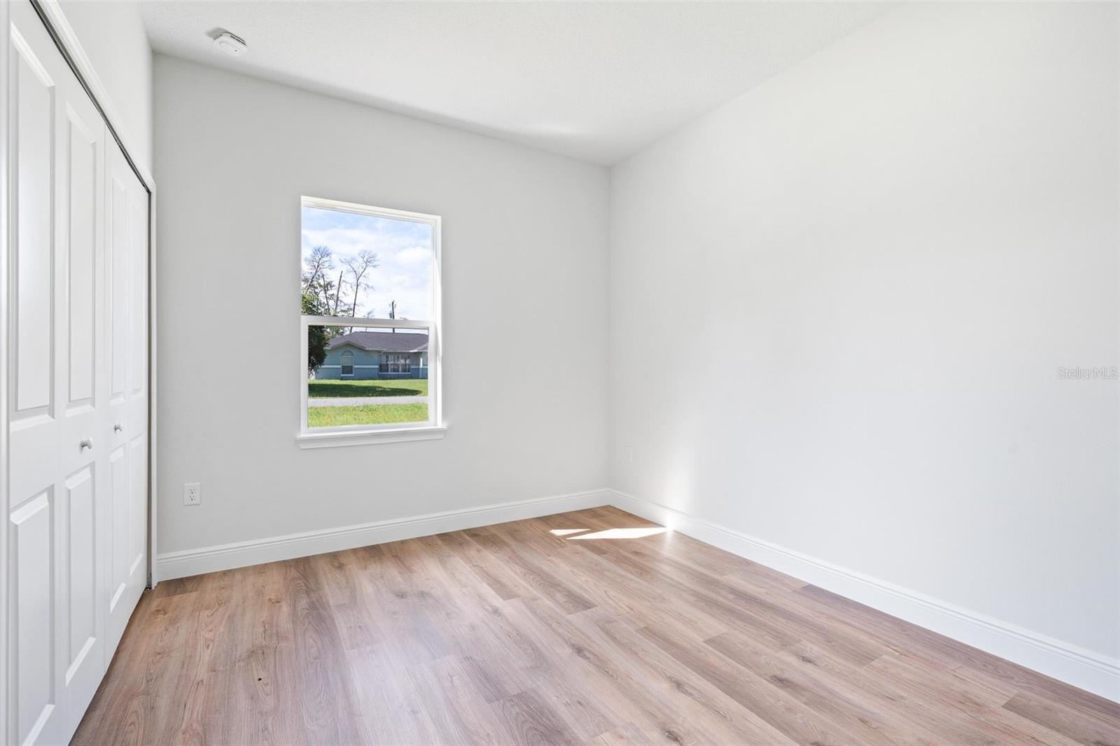 Image 37 of 47 For 4401 Sw 168 Lane