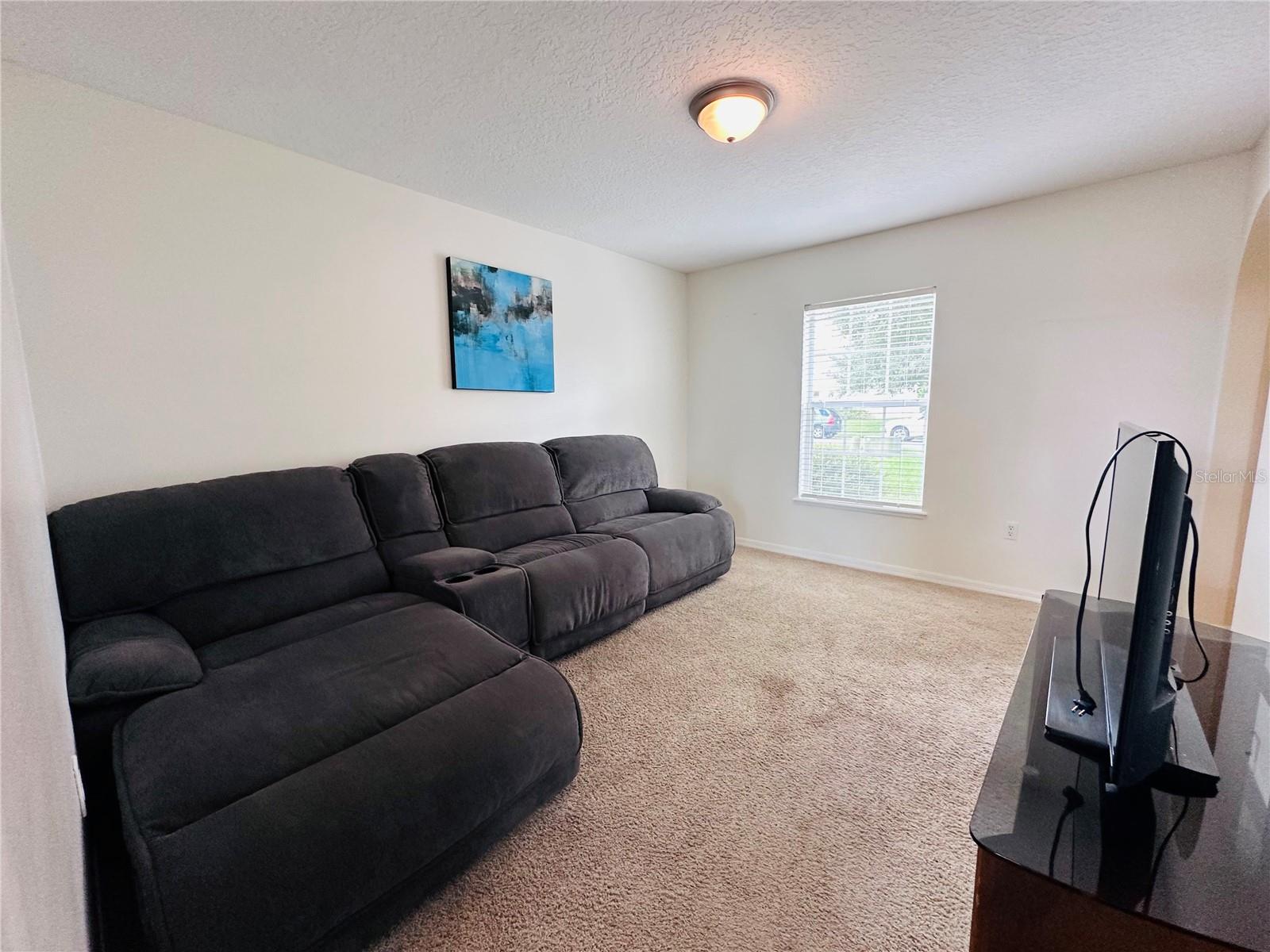 Image 7 of 17 For 431 Blake Avenue