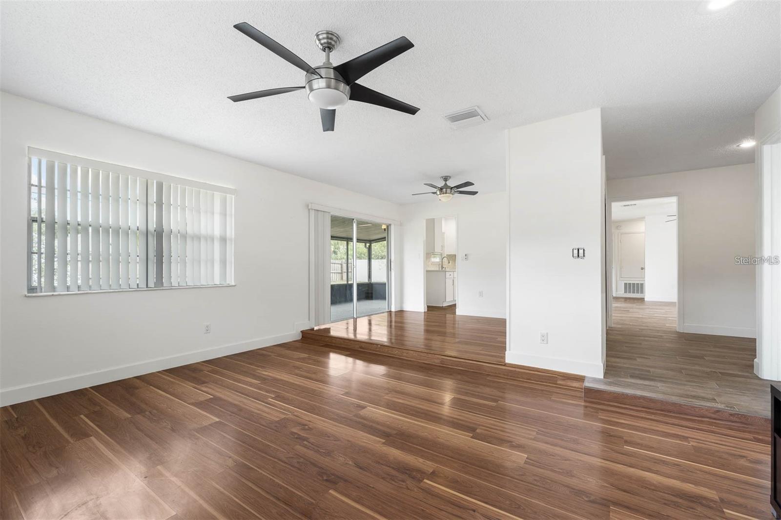 Image 12 of 17 For 8323 Banyan Boulevard