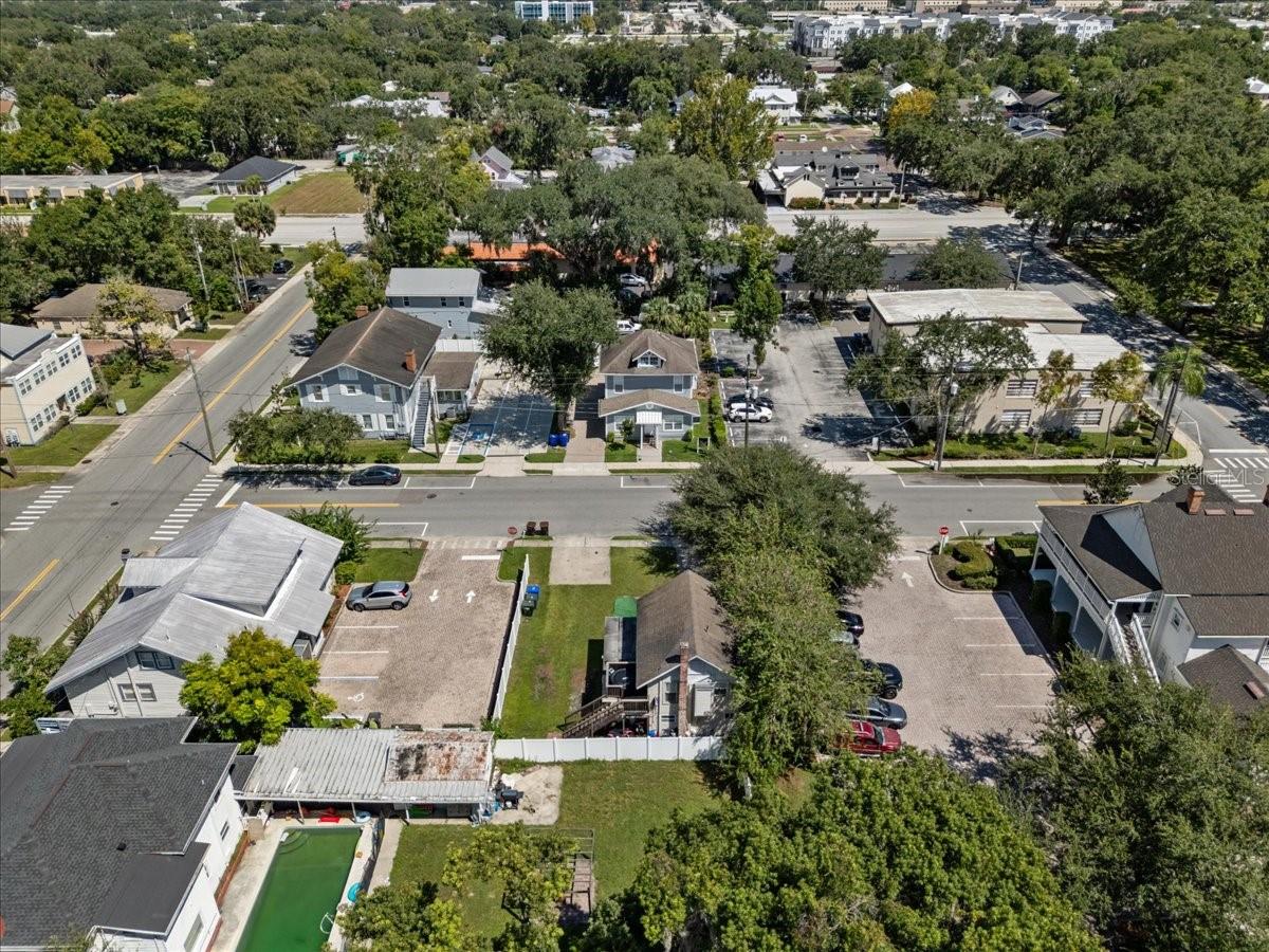 Image 26 of 27 For 812 Bryan Street