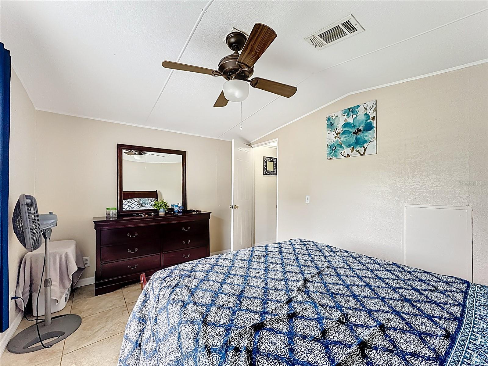 Image 13 of 76 For 1059 Greenskeep Drive