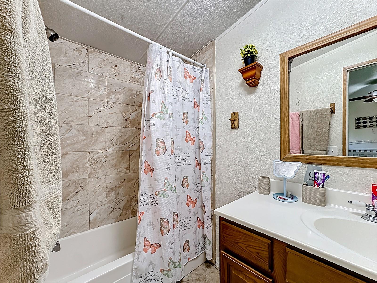 Image 8 of 76 For 1059 Greenskeep Drive